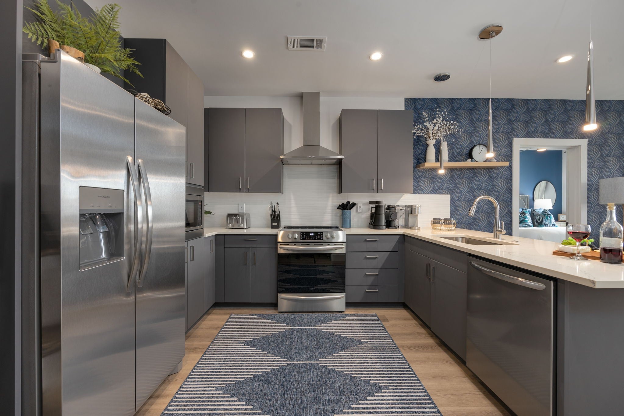 2.0-bed rental at 303 31st Ave N 515