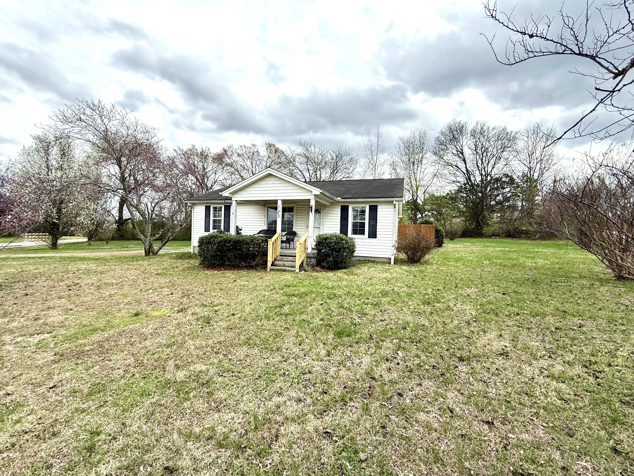 123 Corinth Rd