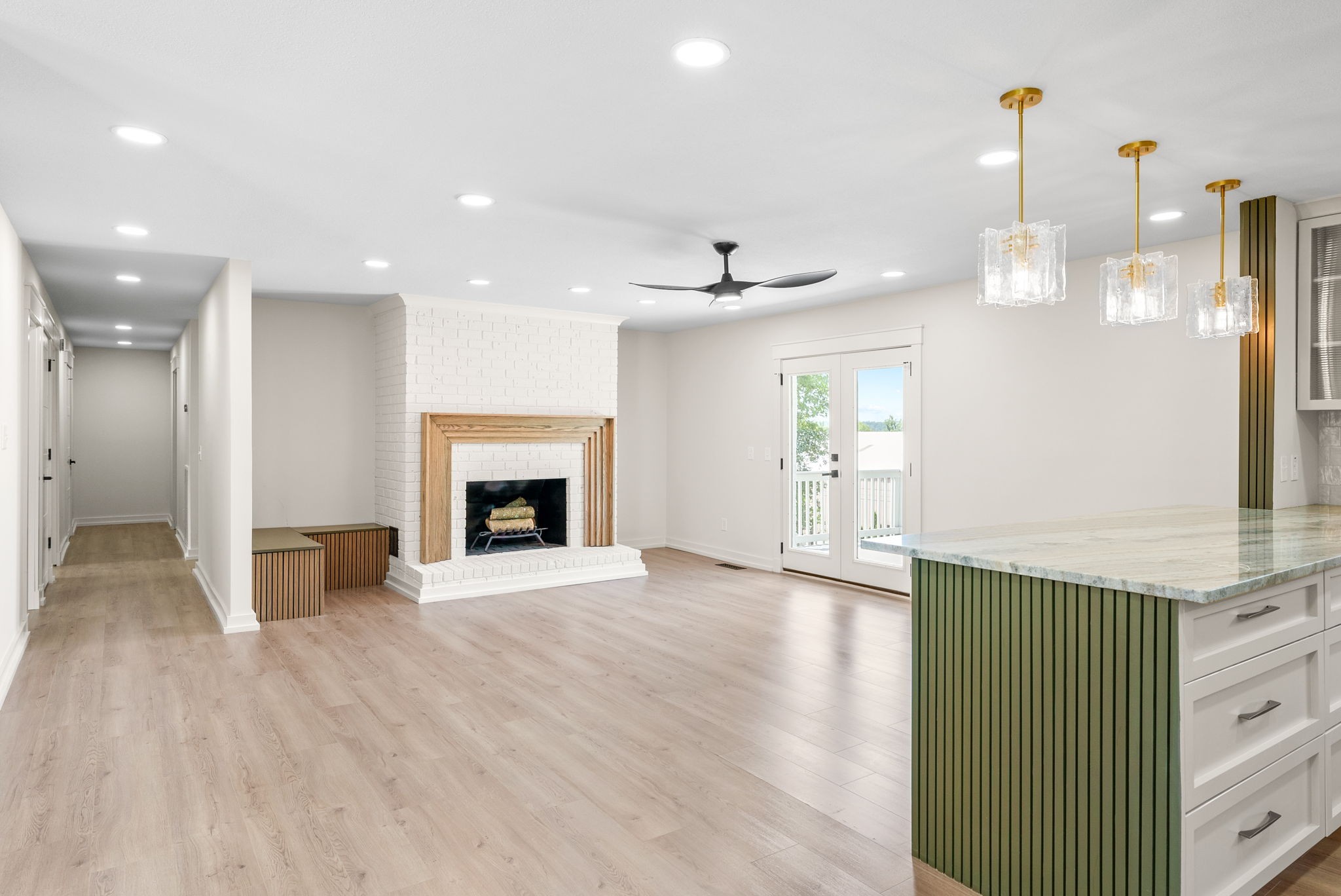 175 Bayview Dr