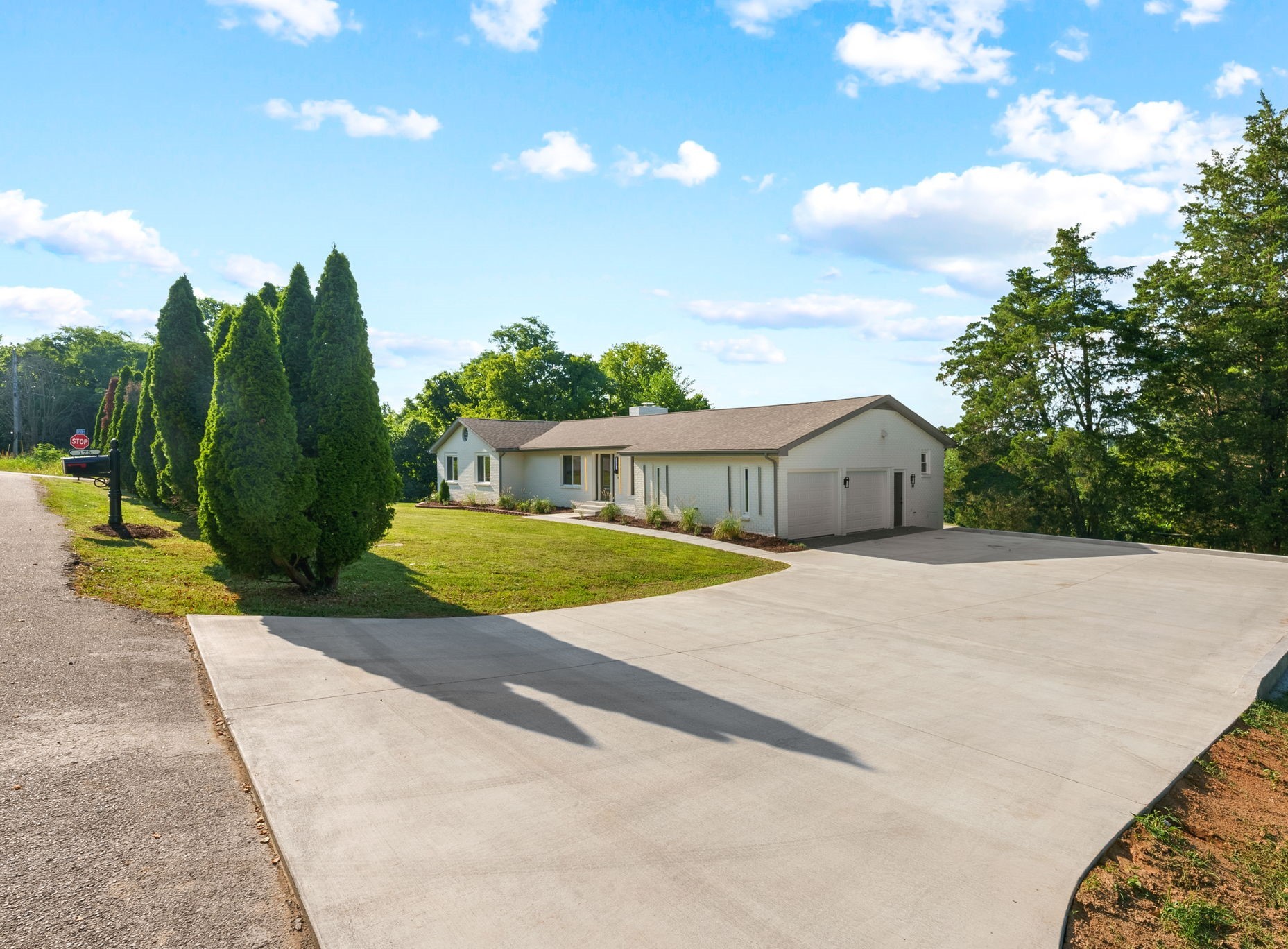 175 Bayview Dr