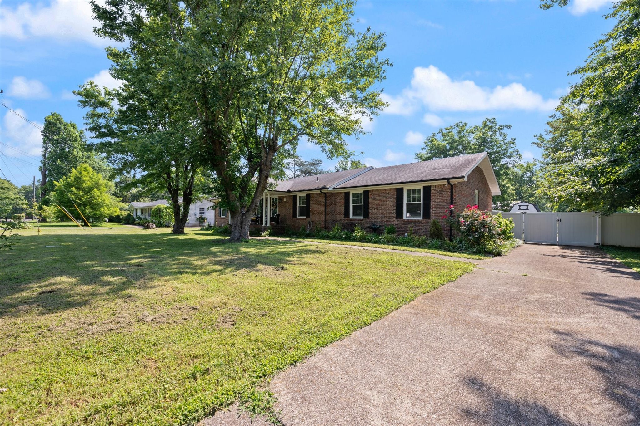 106 McFarlin Rd