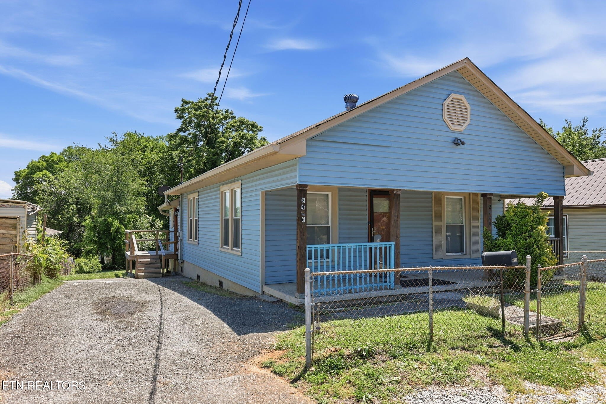 2446 Brown Ave