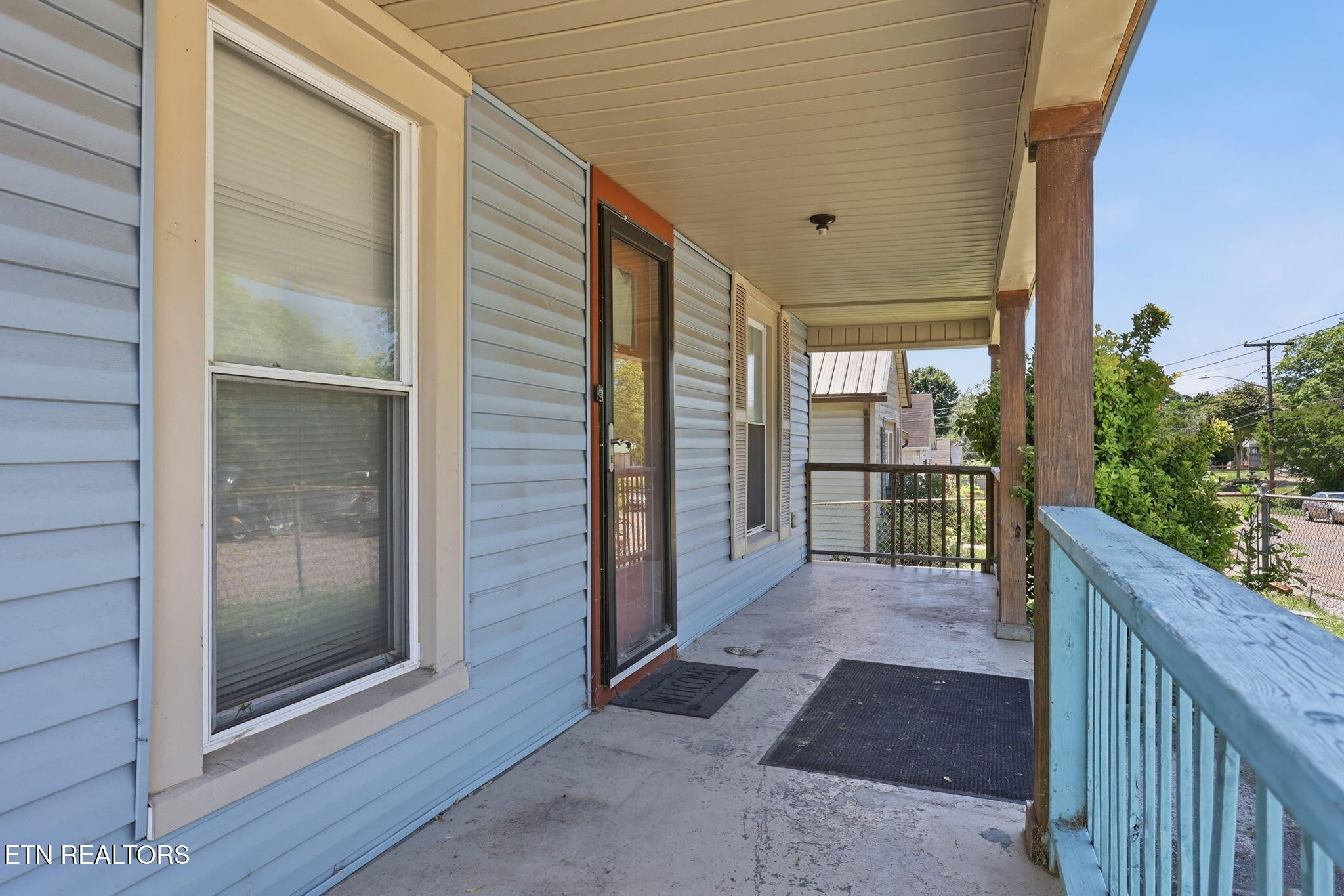 2446 Brown Ave