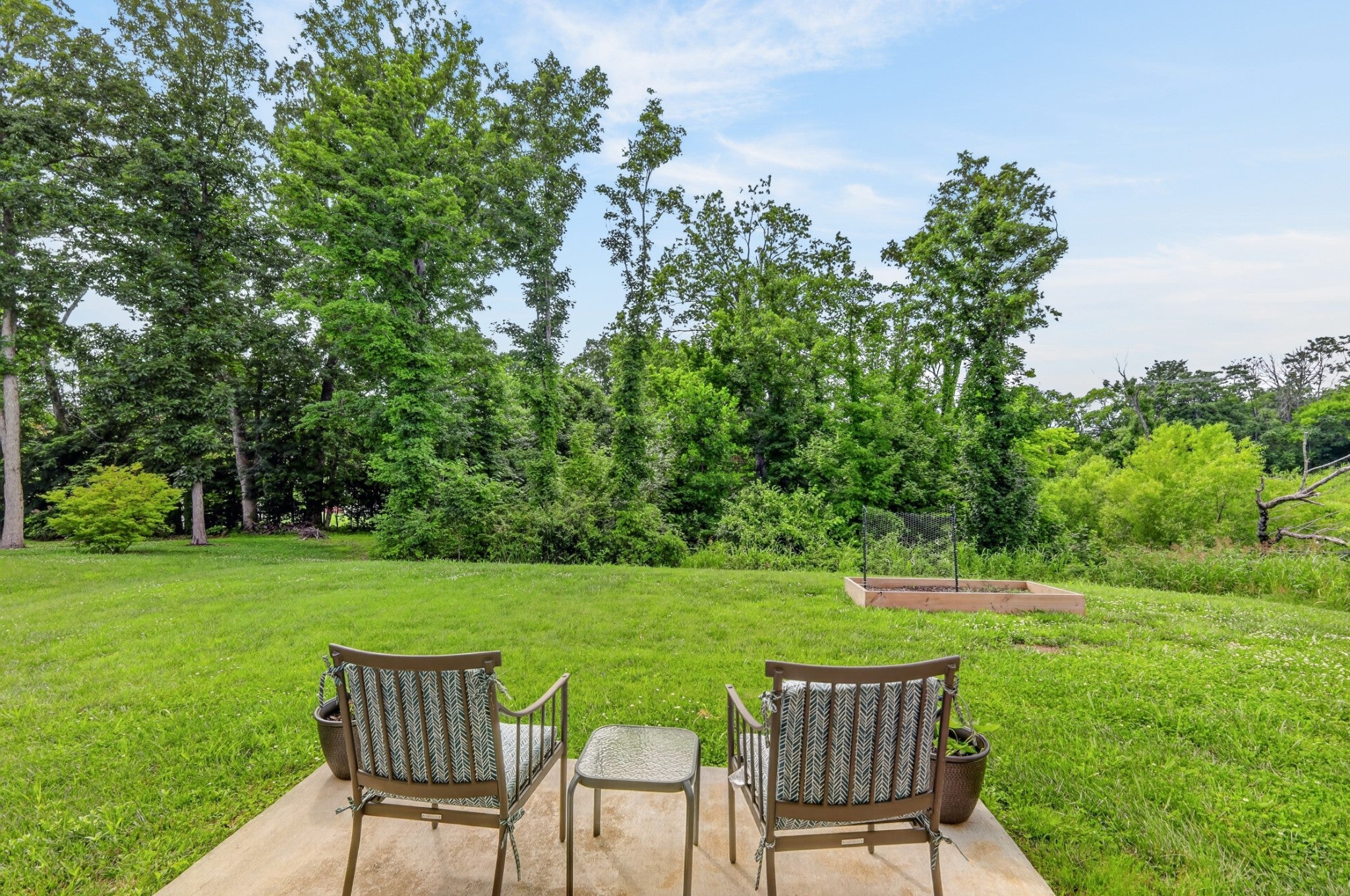 2200 Stonemeade Dr