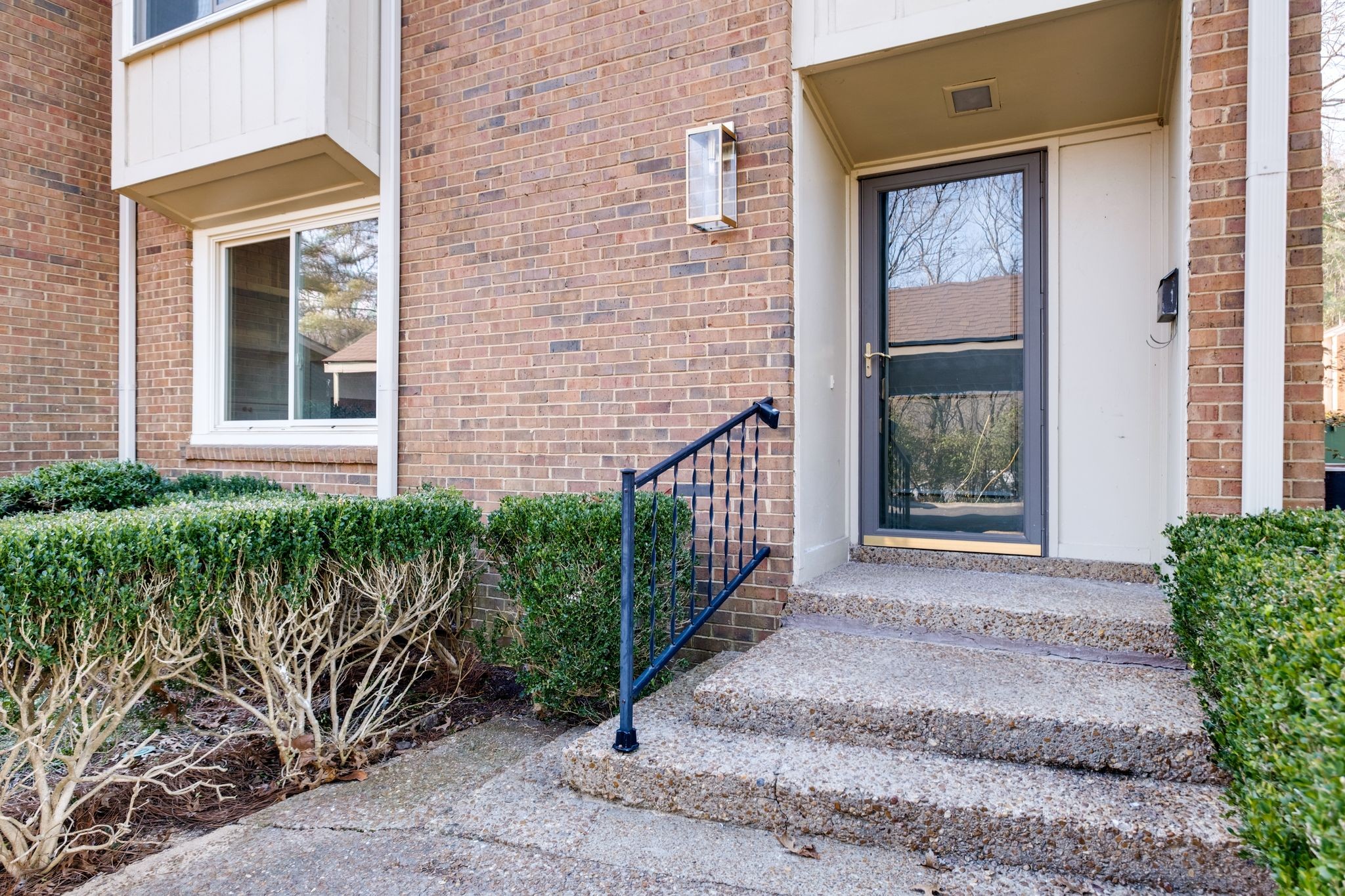 6916 Highland Park Dr