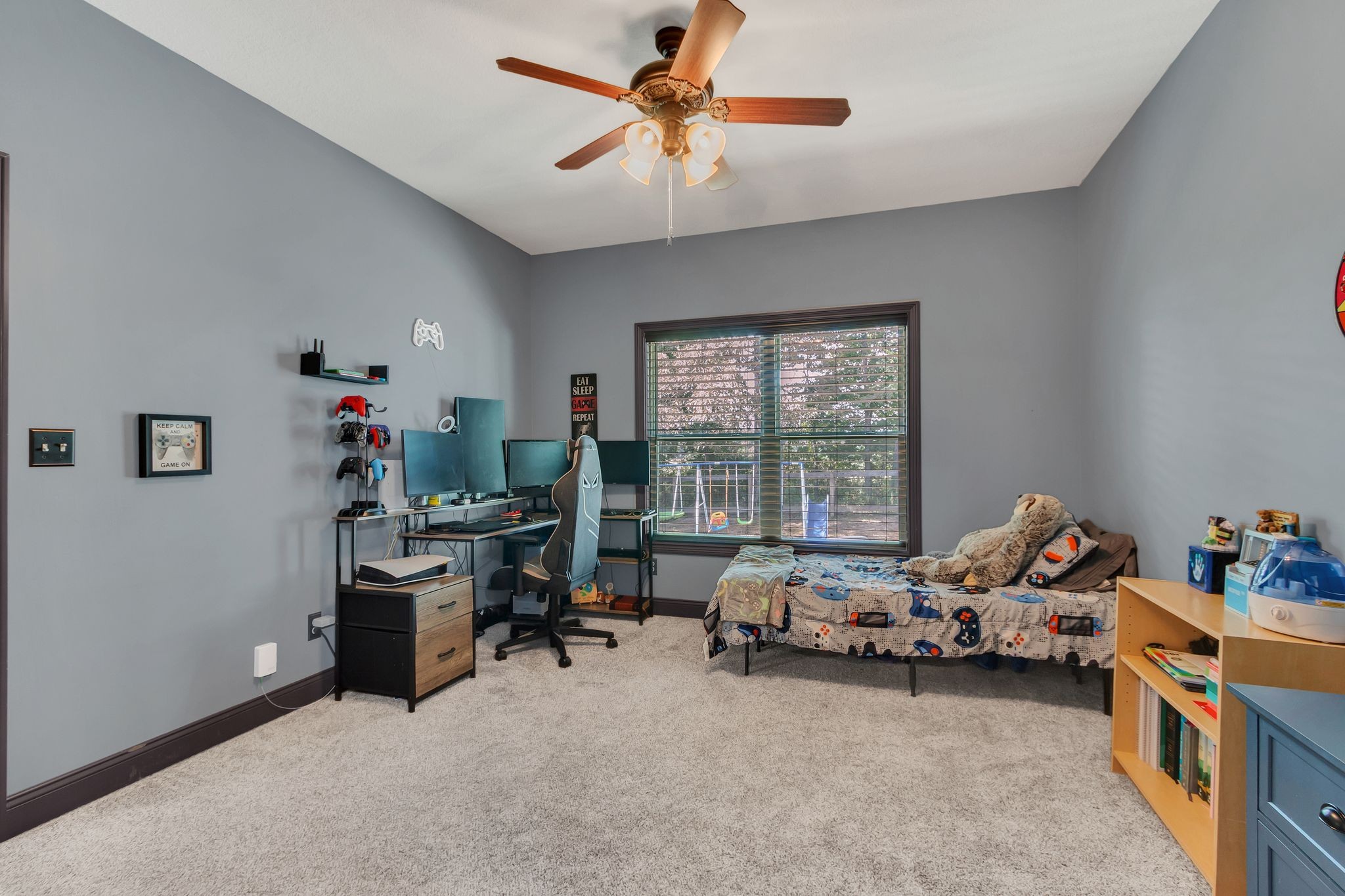 Burns, Tennessee 37029, United States, 3 Bedrooms Bedrooms, ,3 BathroomsBathrooms,Residential,Pending,188130