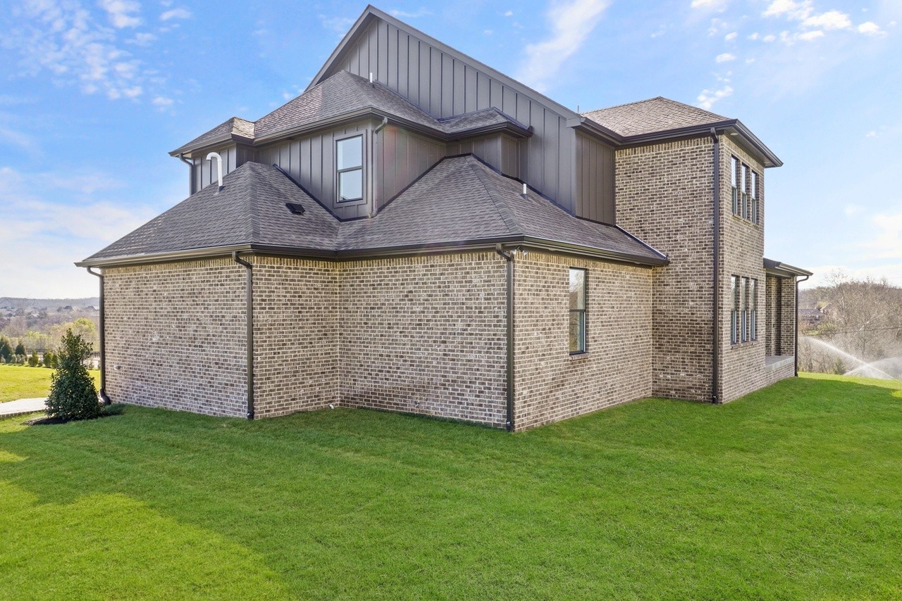 1005 Heights Blvd