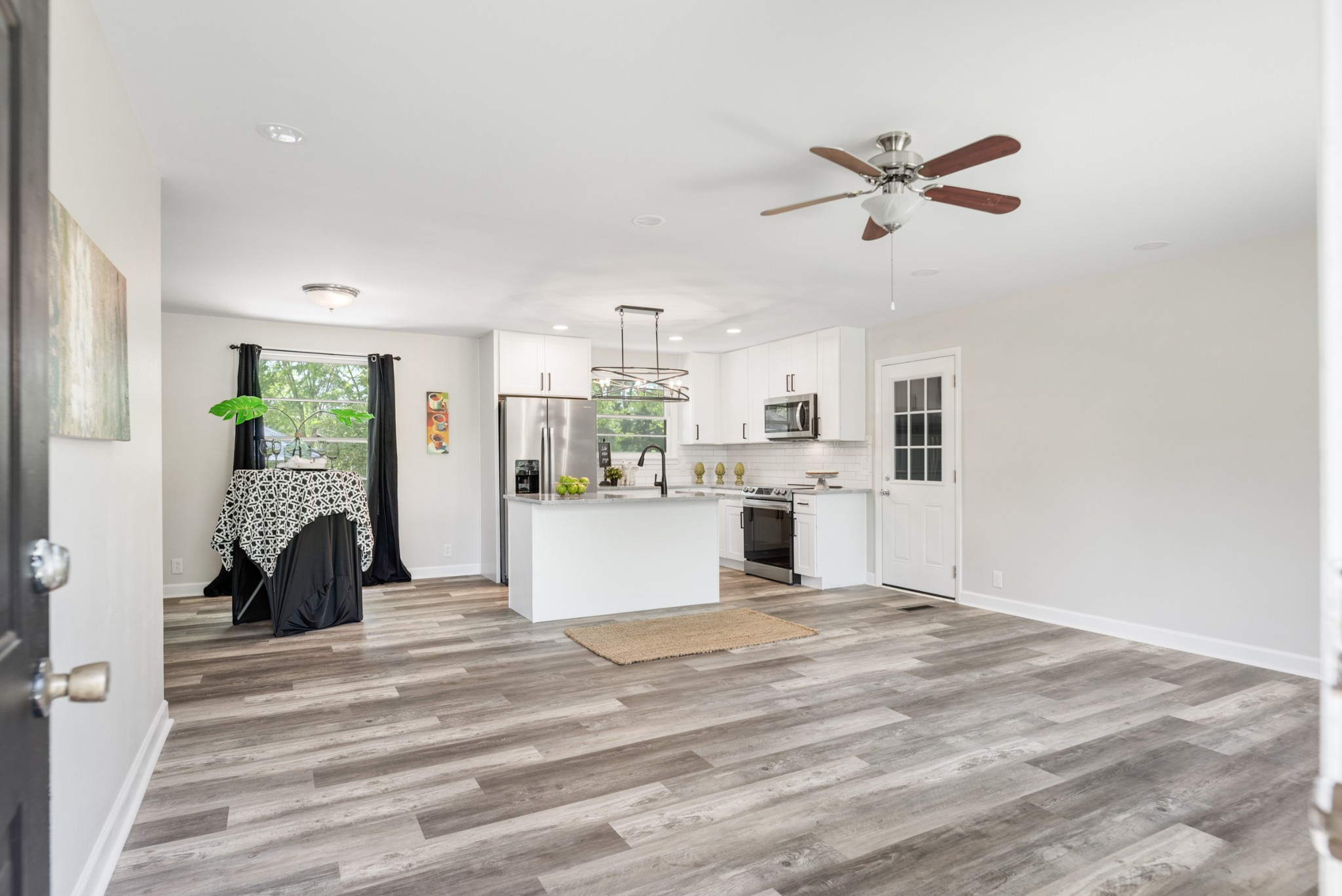 165 Chippendale Dr