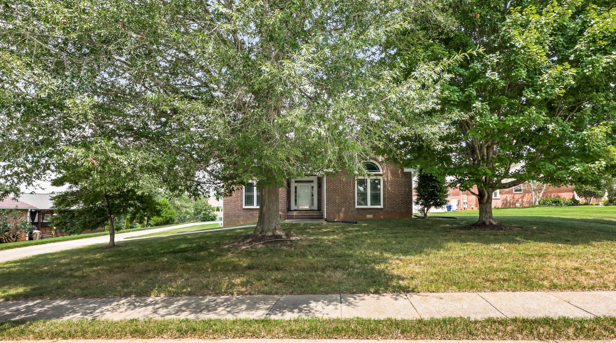 156 Archgate Ct