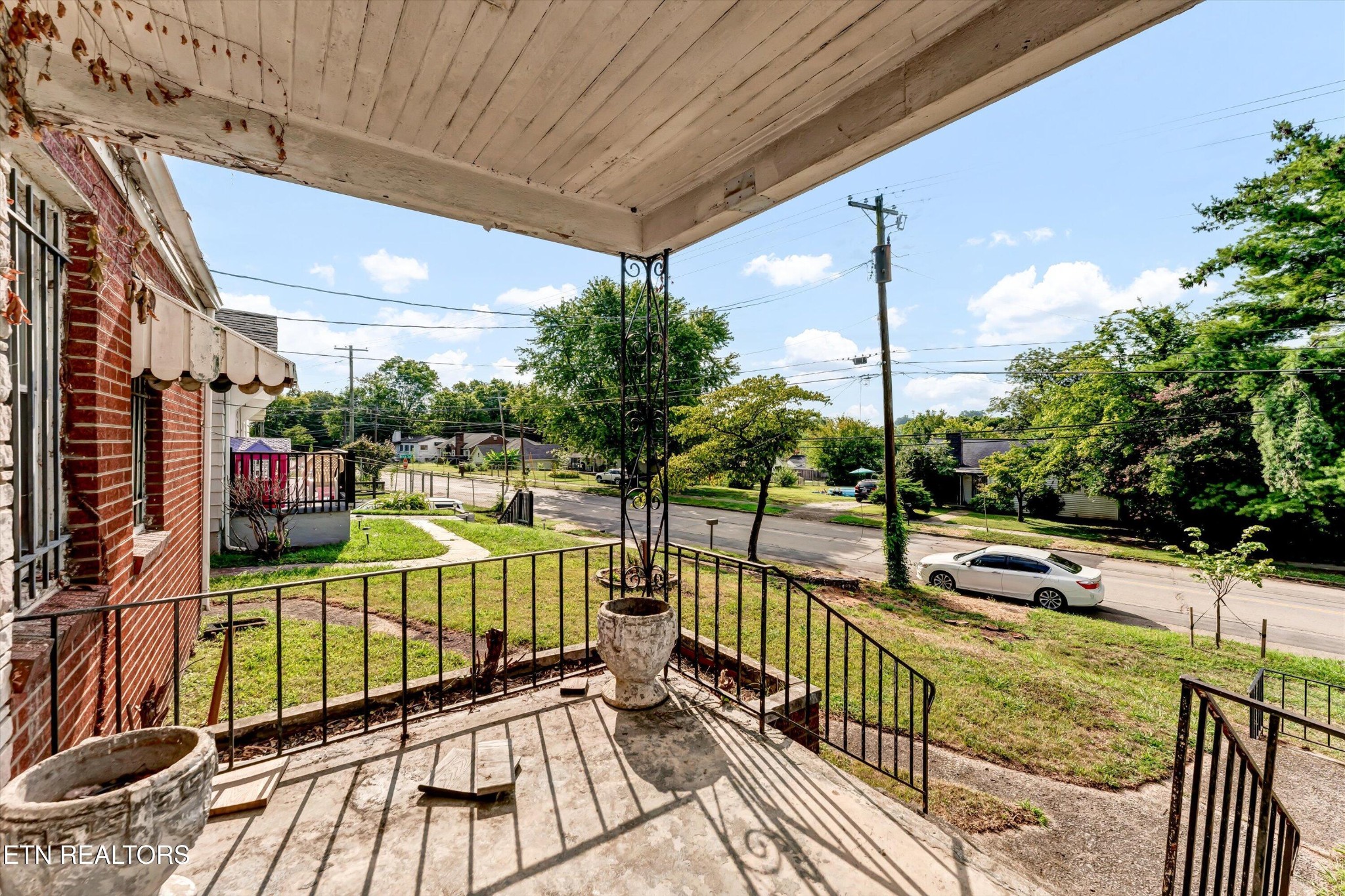 2419 Cecil Ave