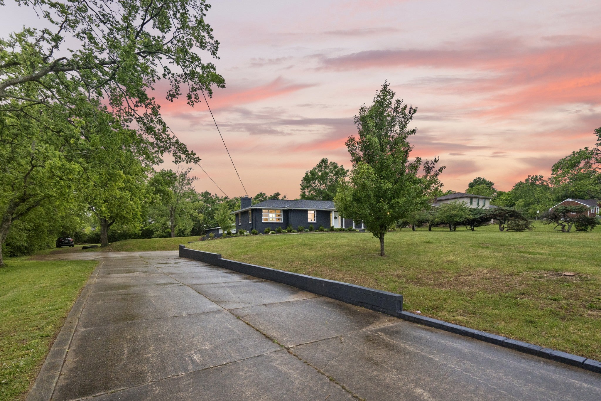 1175 Old Hickory Blvd