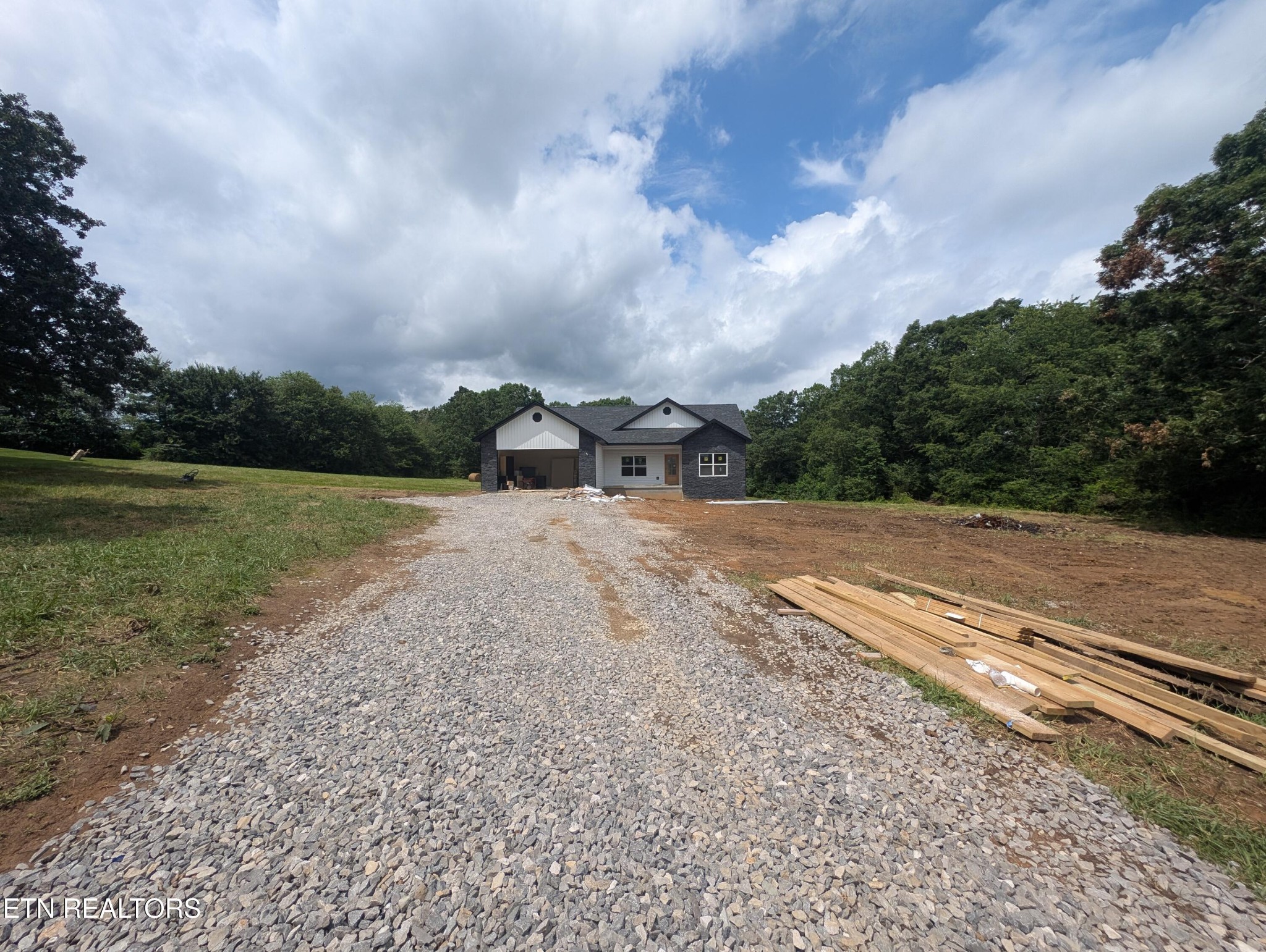 249 Old Grimsley Court