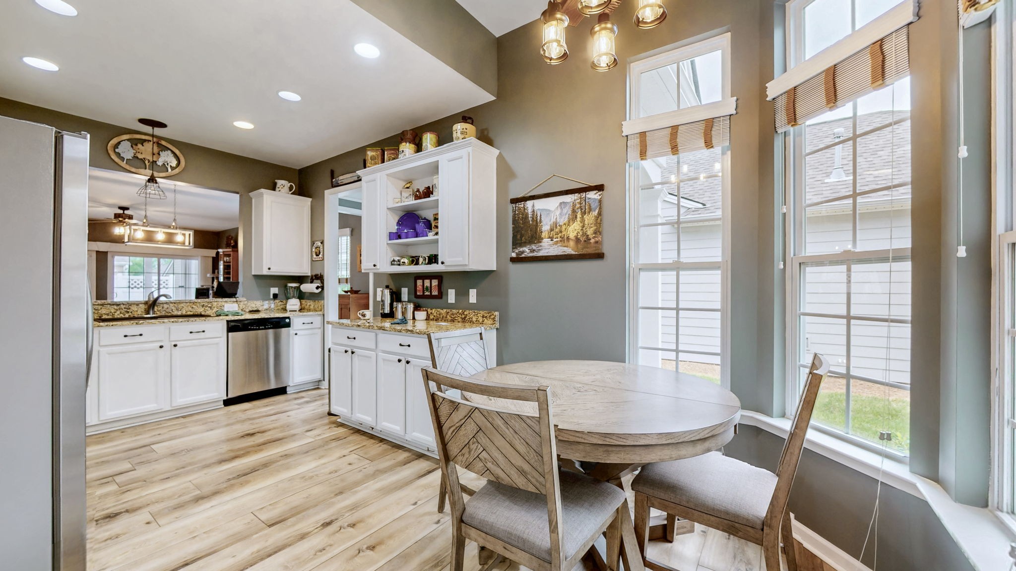 402 Cottonwood Dr
