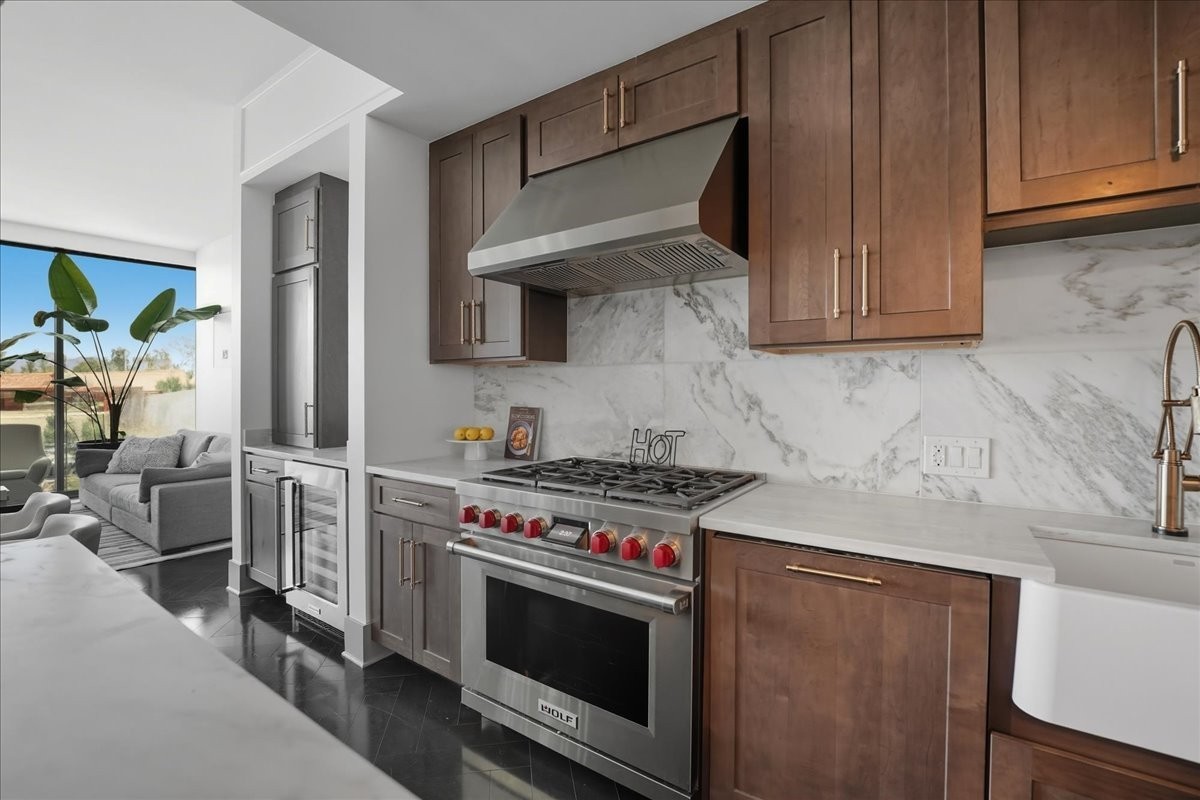 1616 West End Ave 2906