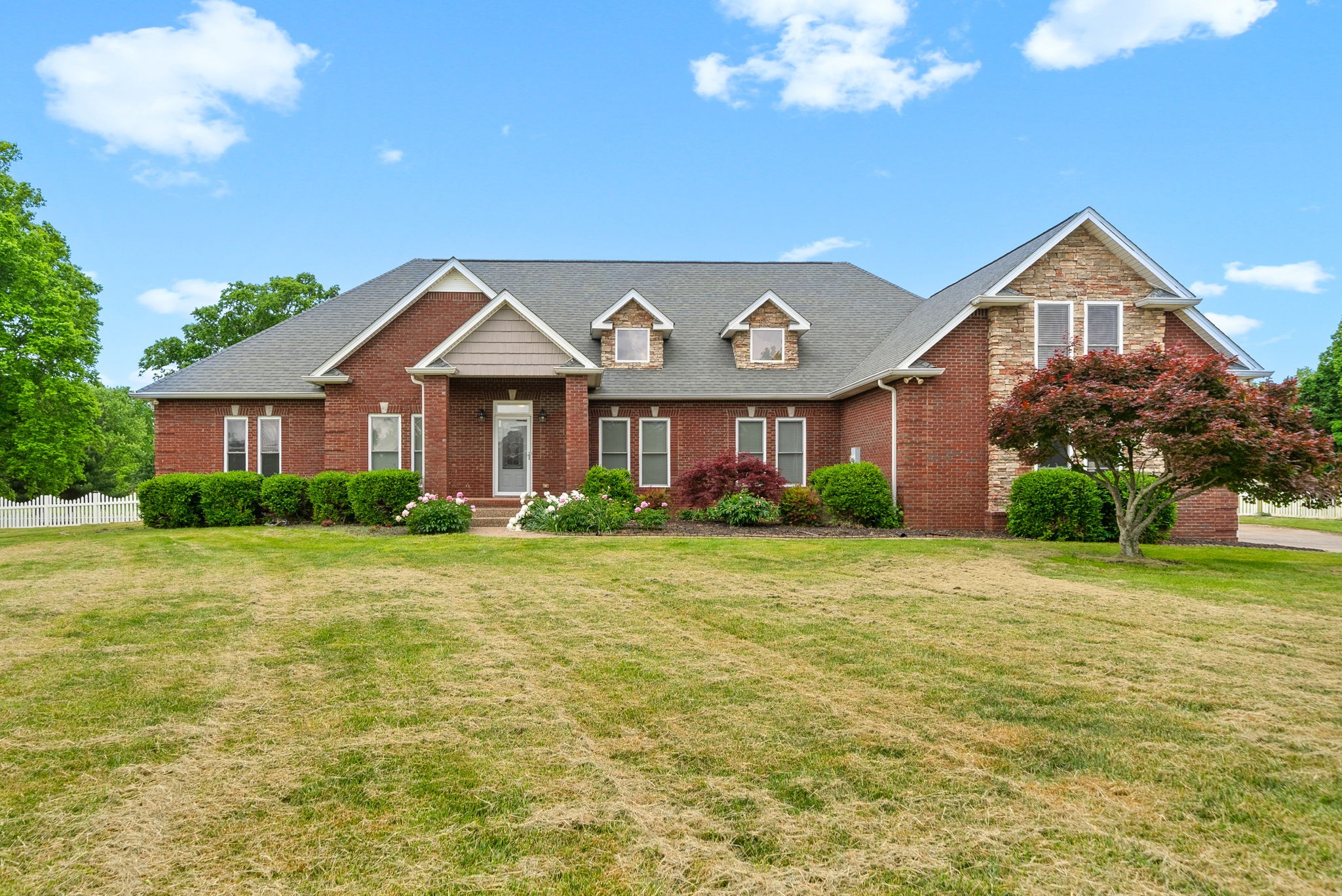 476 Maxshire Ct