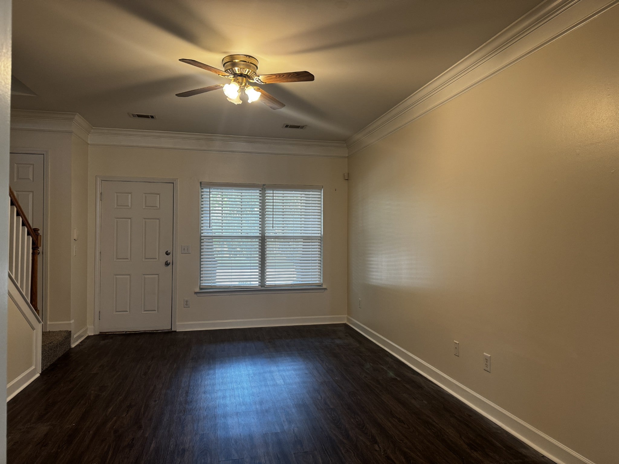 105 4th Ave 110