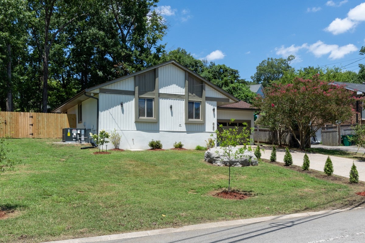 345 Cedarmont Dr