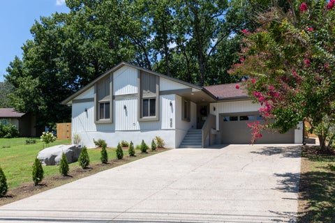 Photo of 345 Cedarmont Dr, Nashville, TN 37211 (MLS # 3320062)