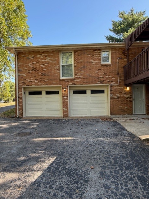 831 Forrest Glen Dr