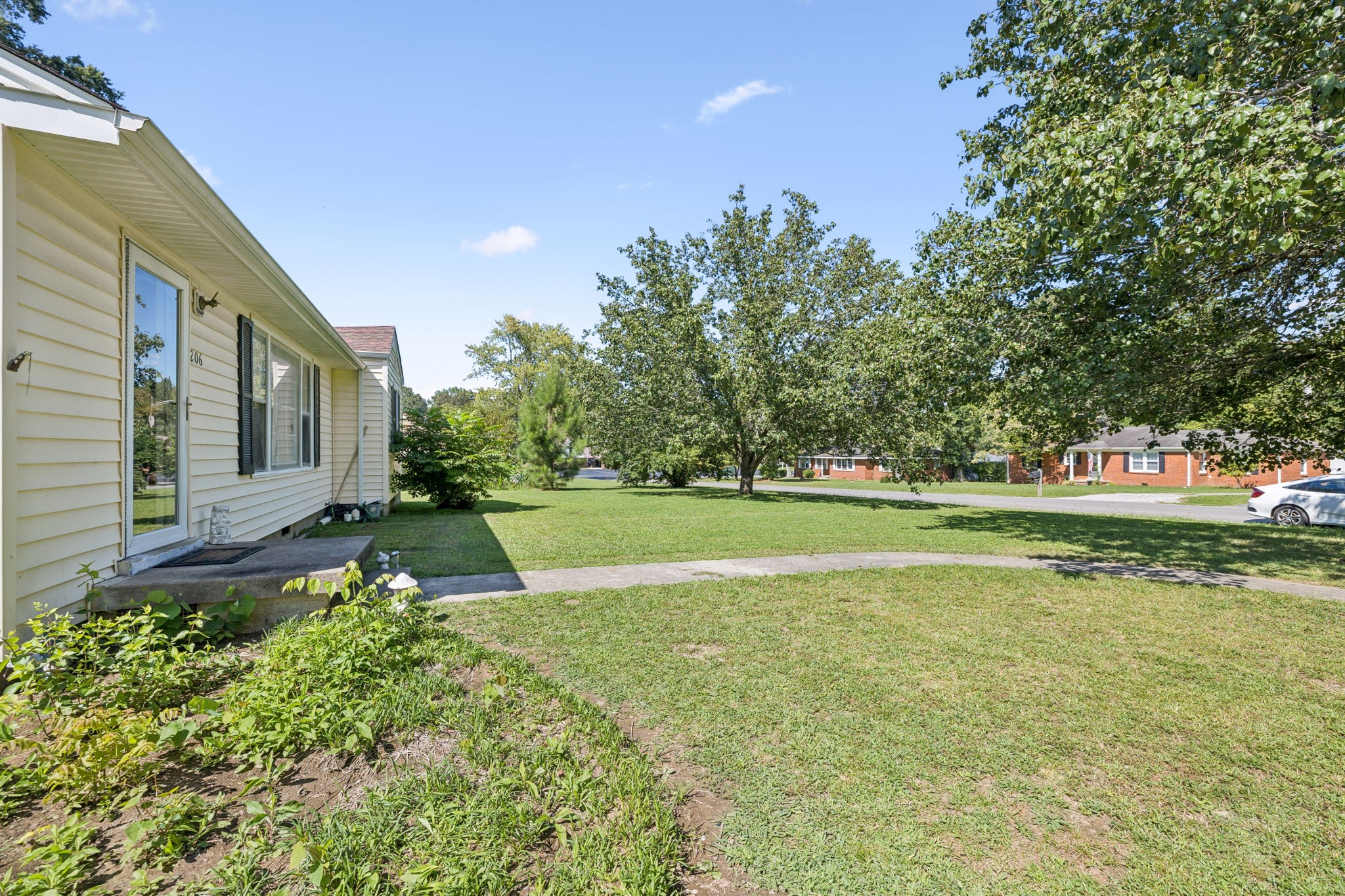 206 Bragg Cir