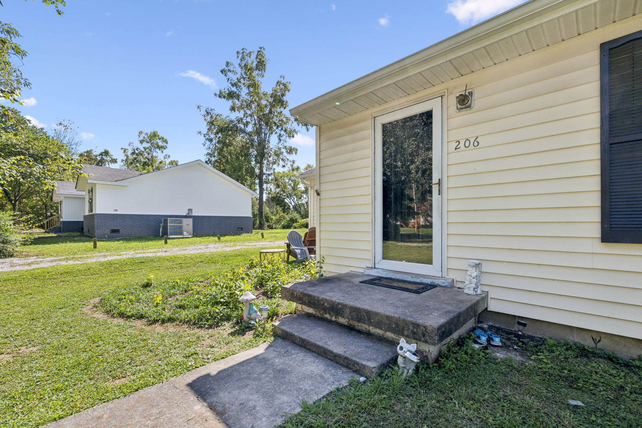 206 Bragg Cir