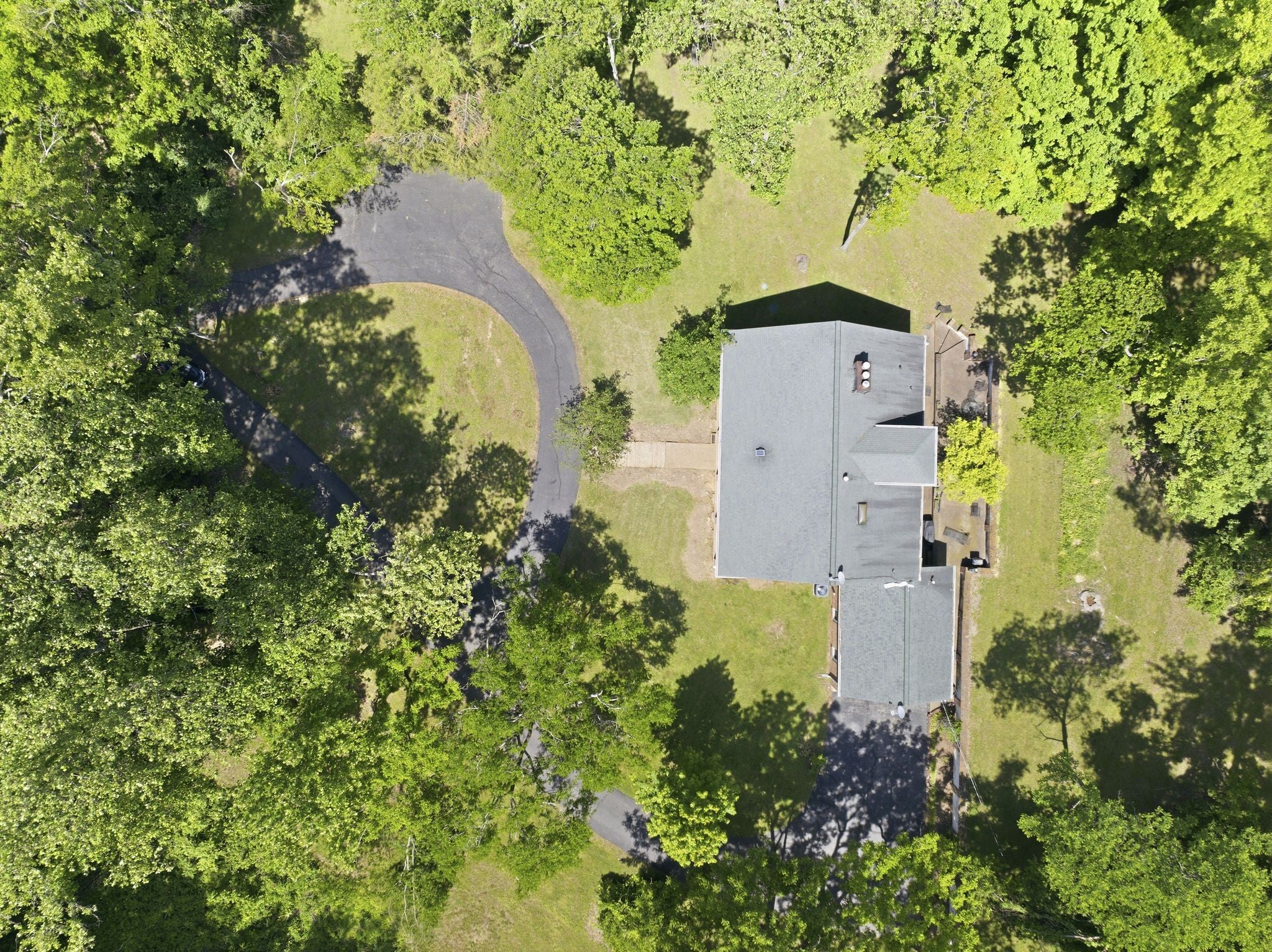 714 Sneed Rd W
