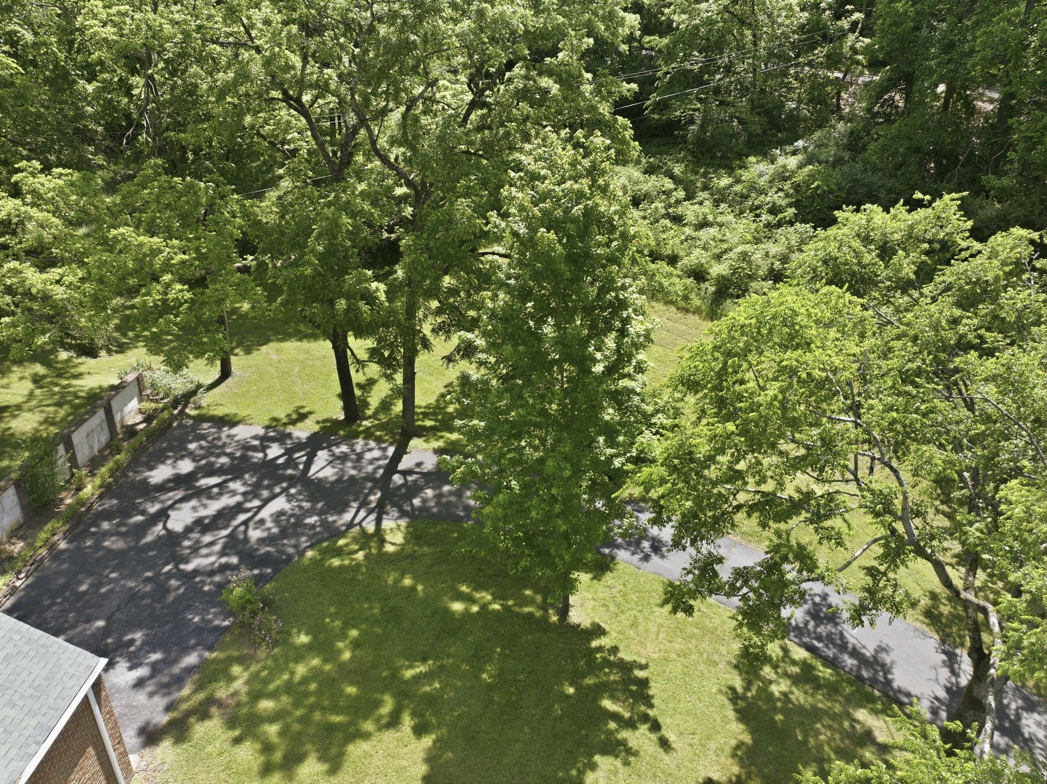714 Sneed Rd W