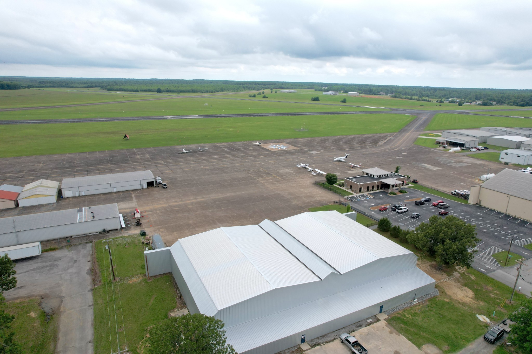 707 William Northern Blvd