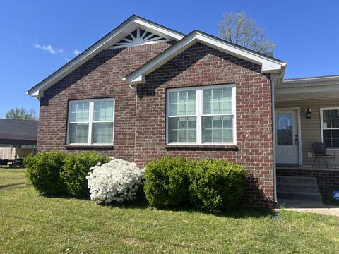 126 Mason St Portland TN 37148