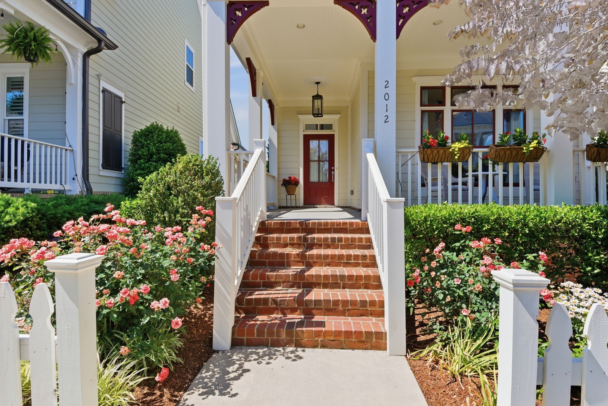 2012 Erwin St