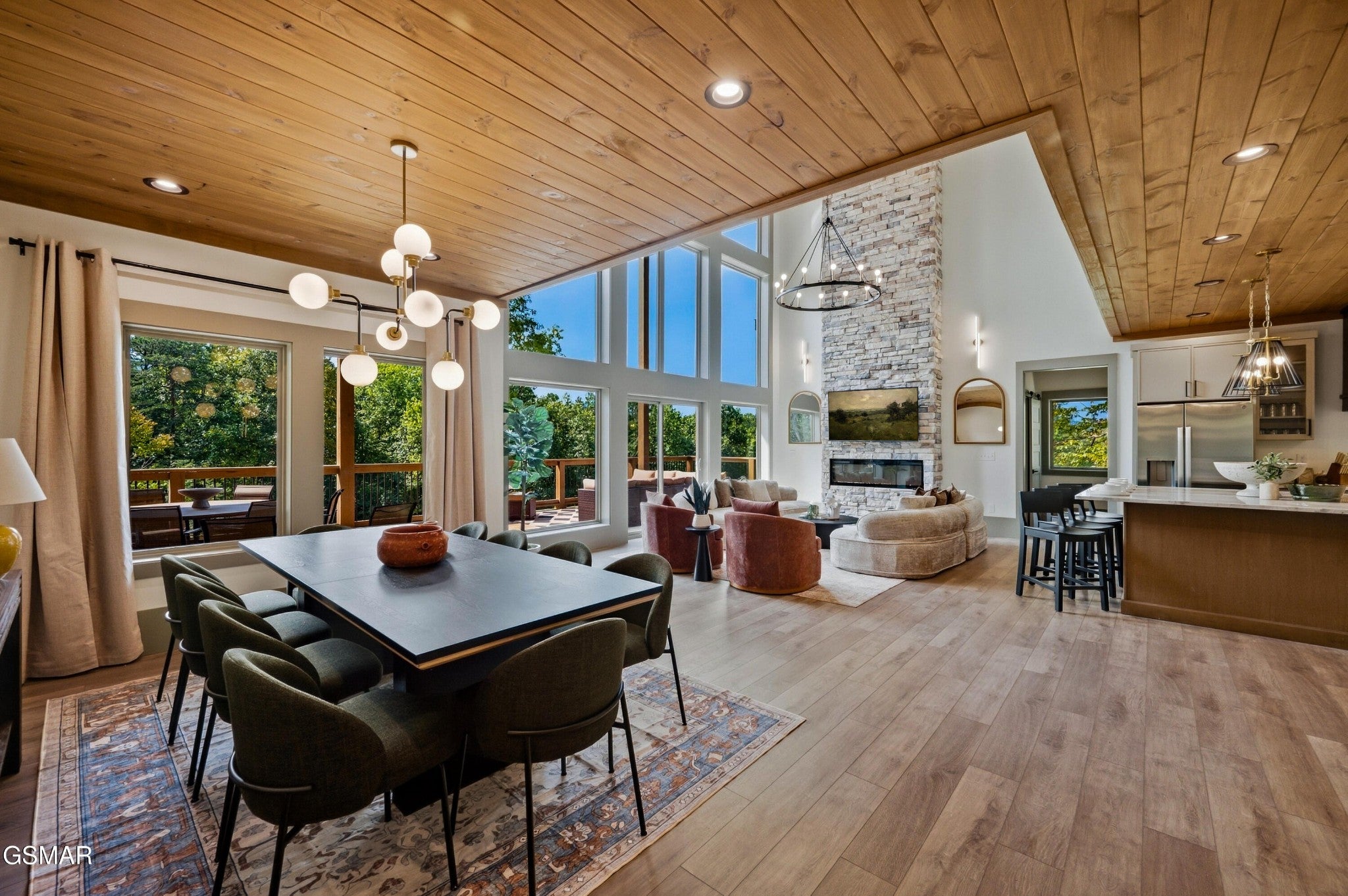 3839 Revetta Circle