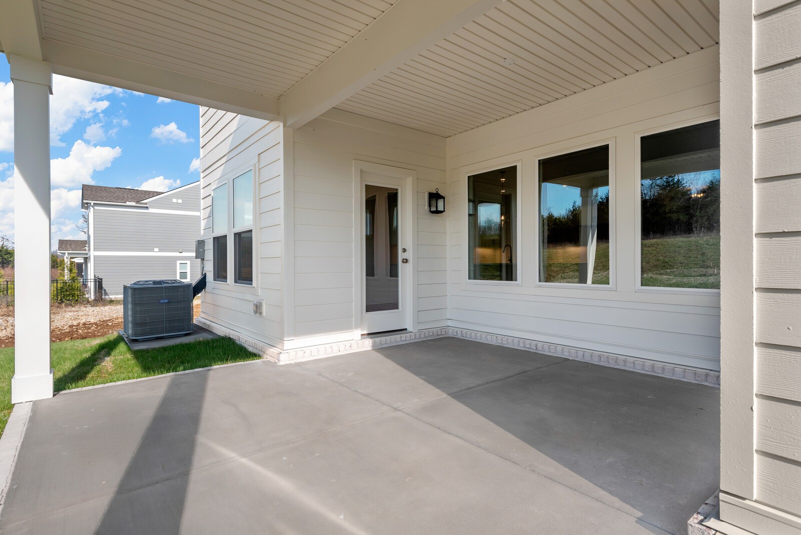 1356 Ashton Park Dr