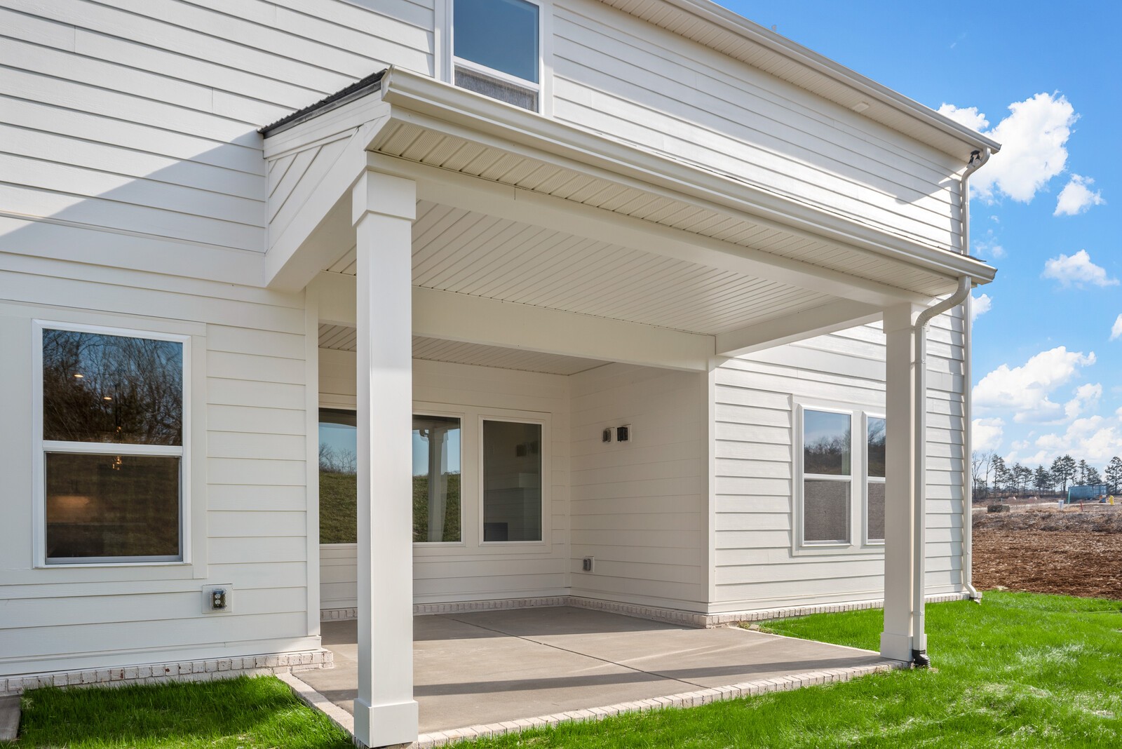 1356 Ashton Park Dr