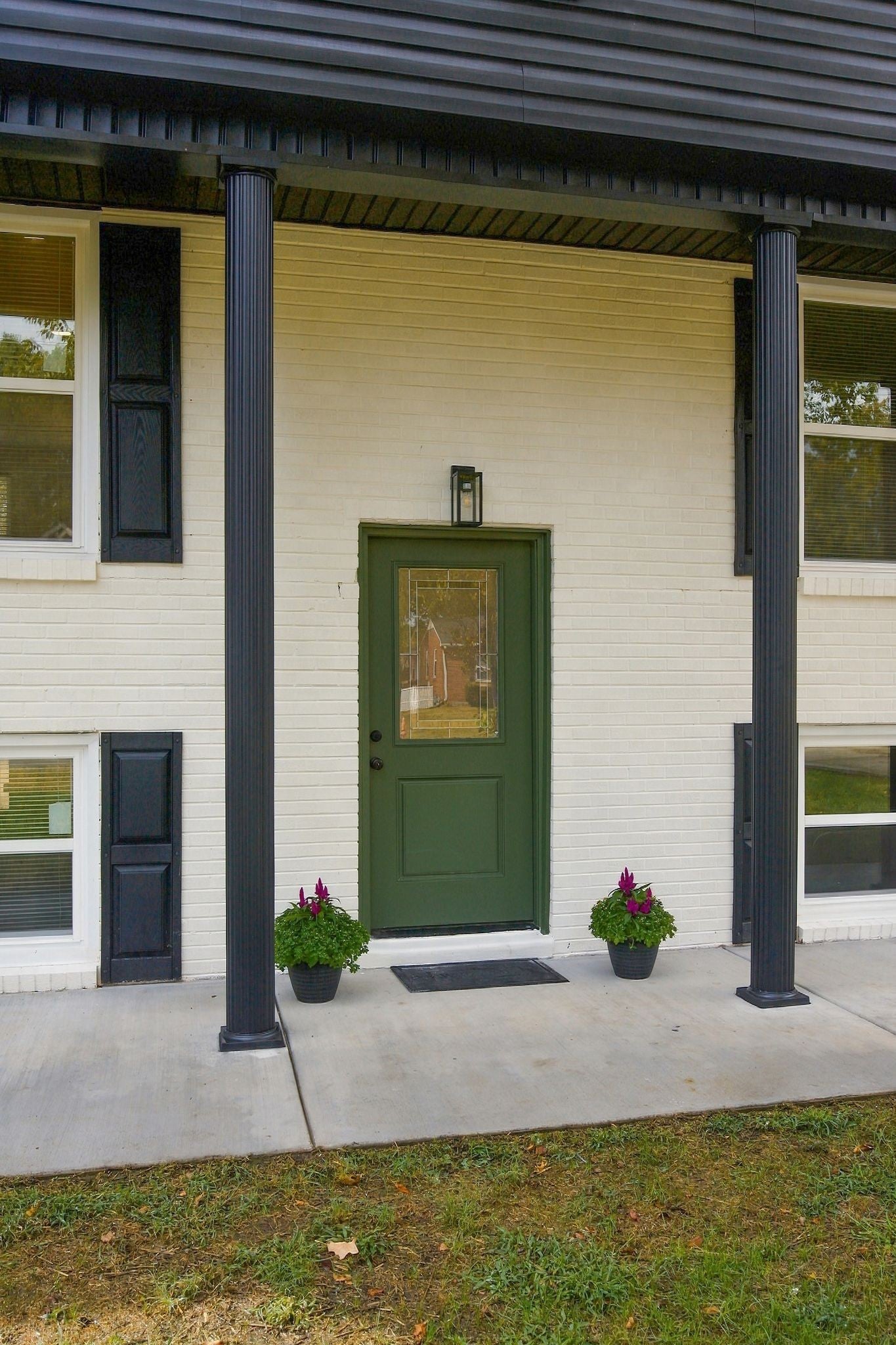 407 Lynn Dr