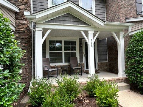 312 Mapleton Aly Hermitage TN 37076