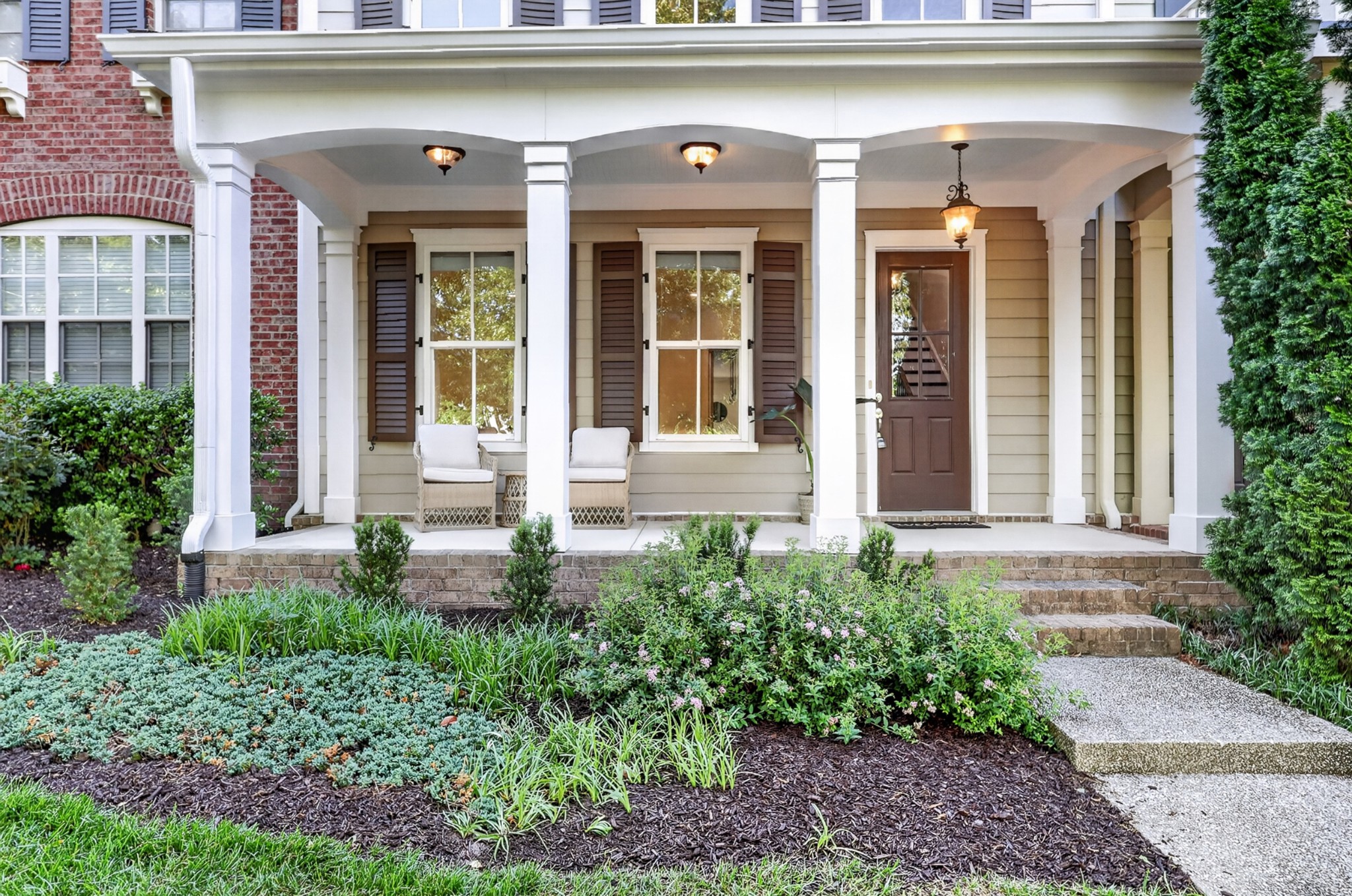 502 Sydenham Dr