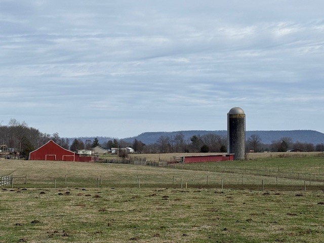 2100 Beacon Light Rd