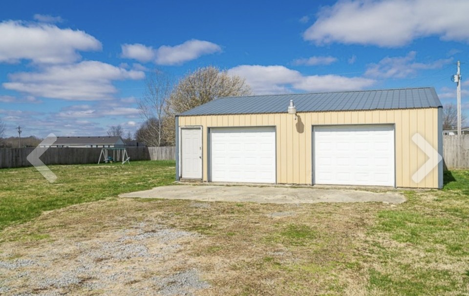 2075 Akersville Rd