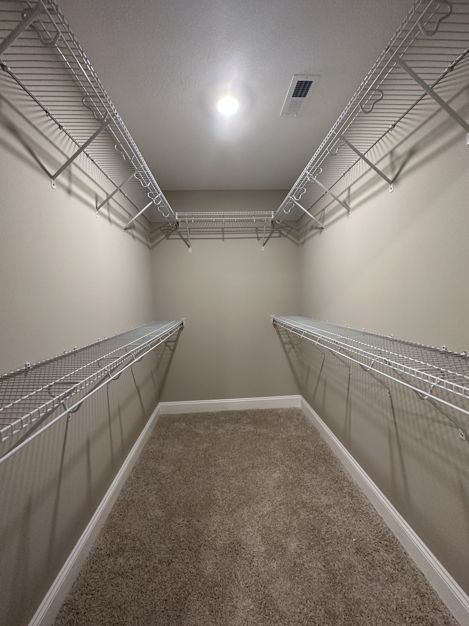 304 Ferdinand Ln