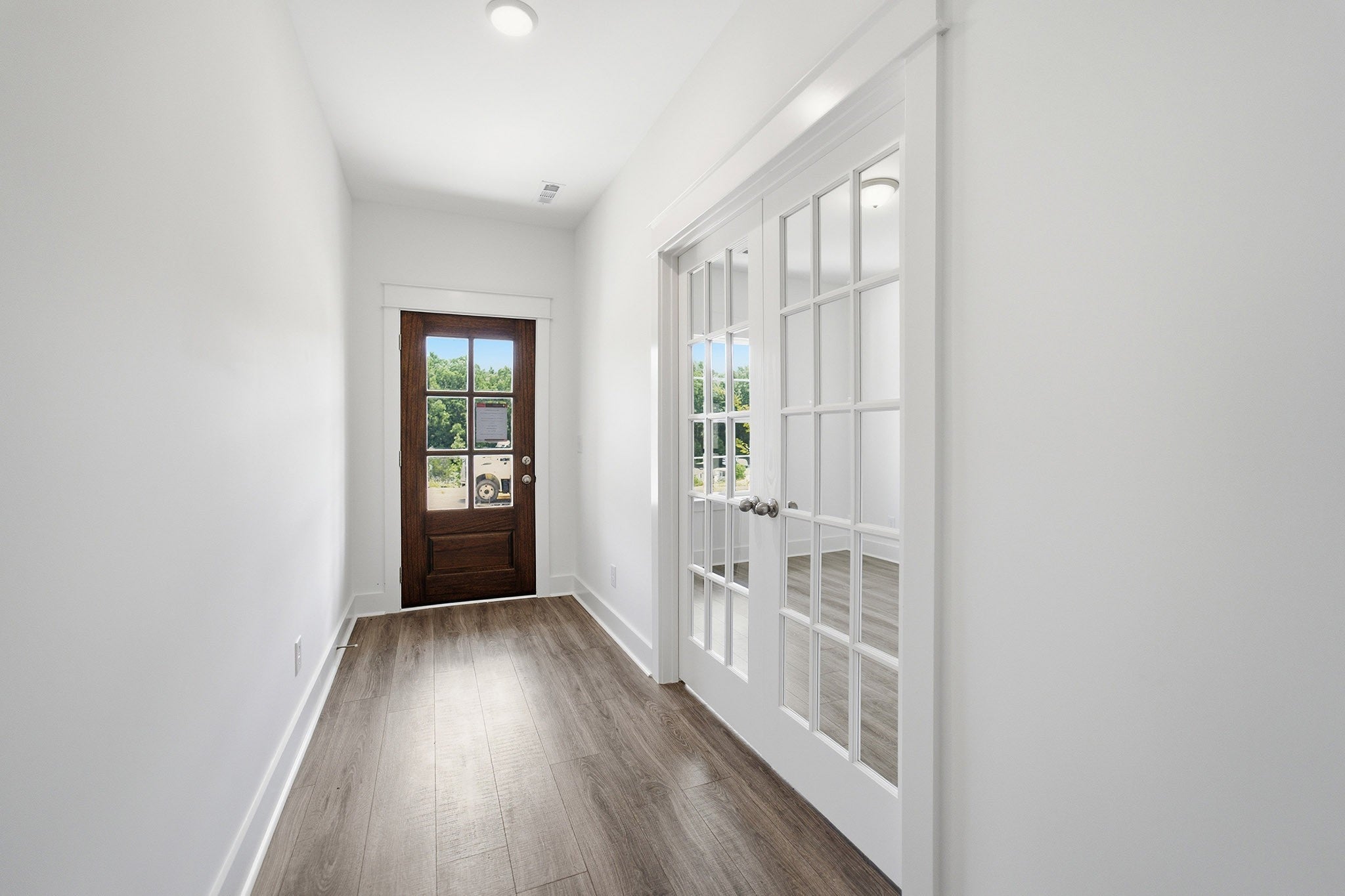 7270 Fairlawn Dr