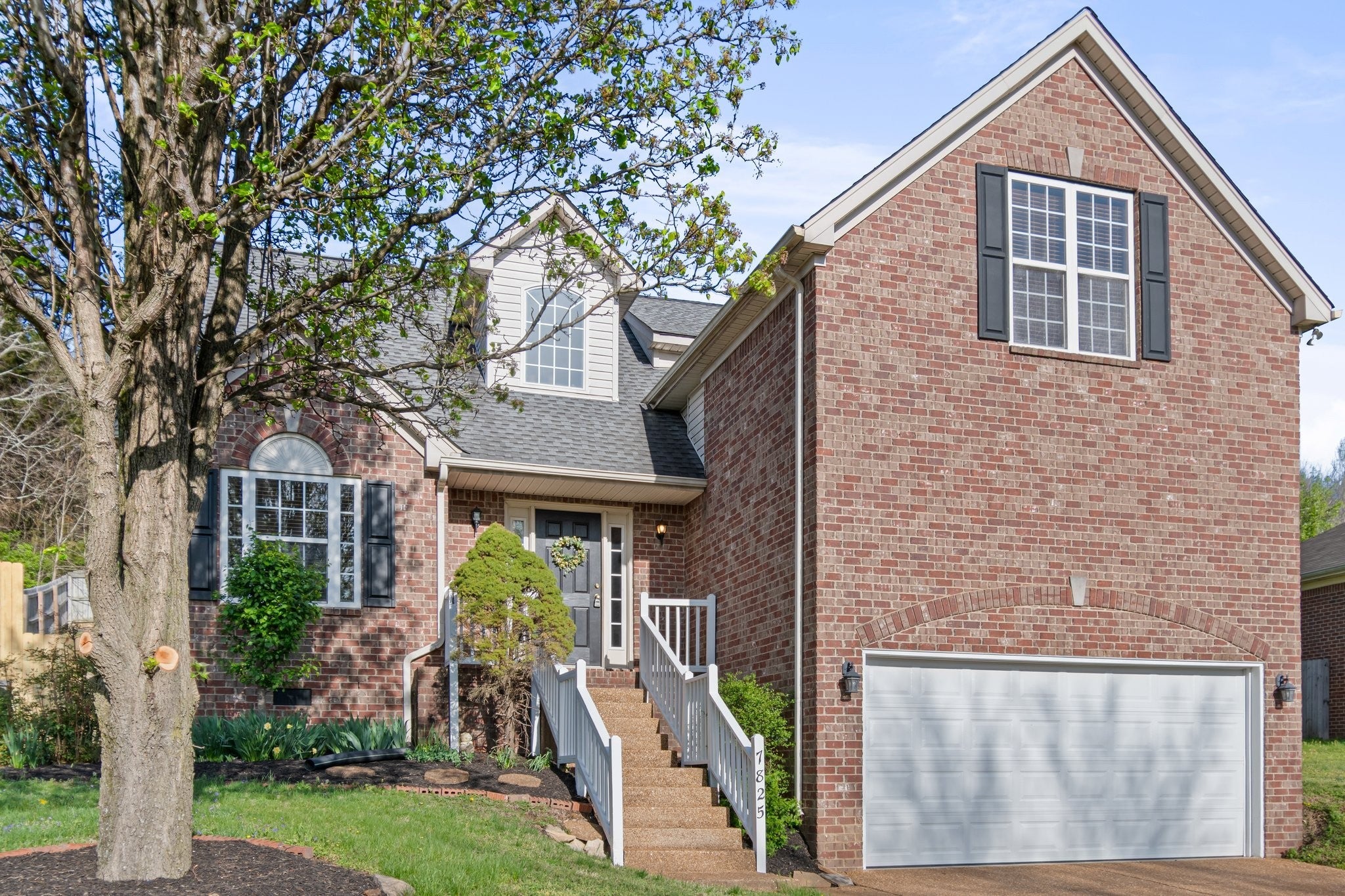 7825 Farmington Pl