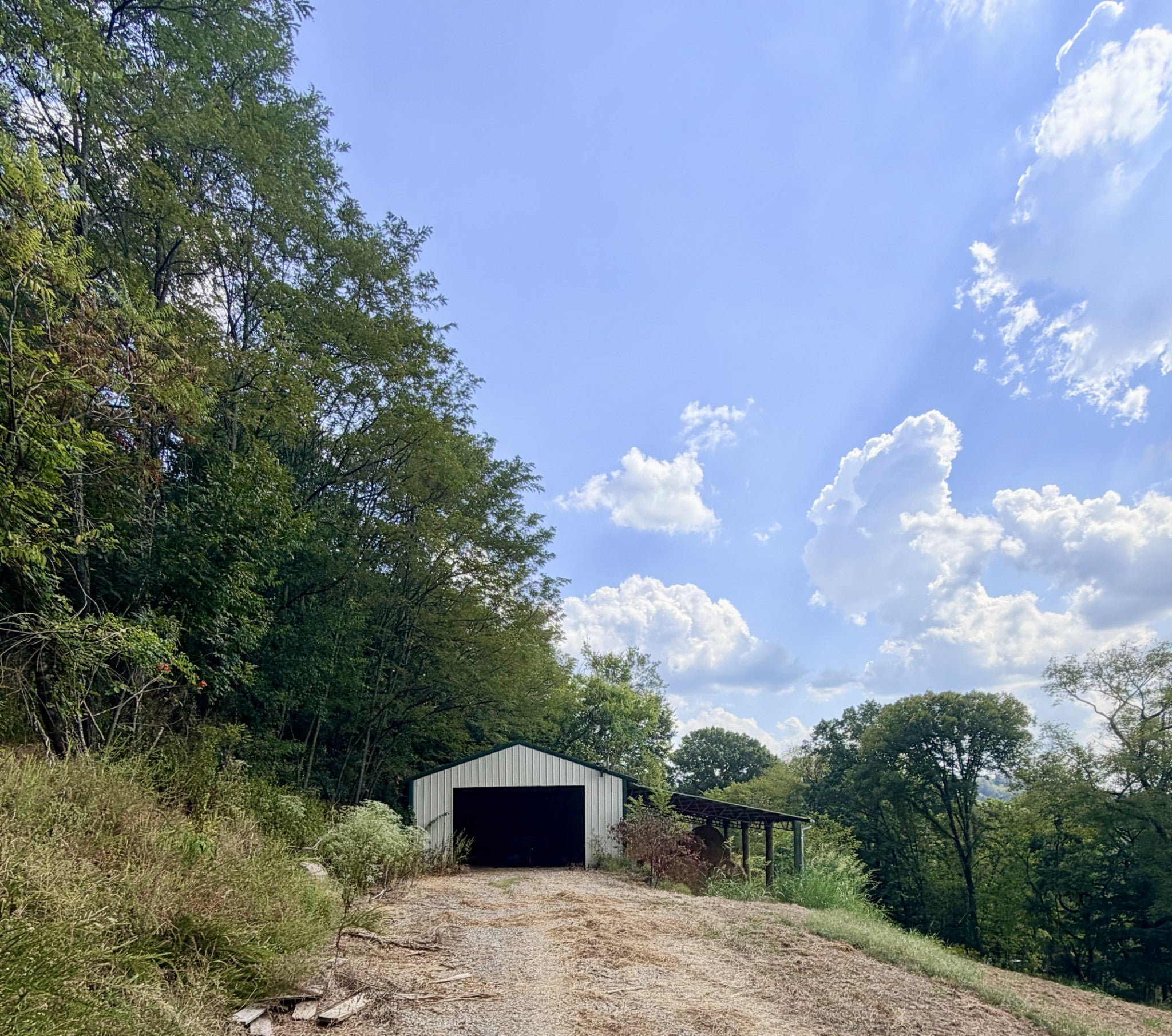 573 Happy Valley Rd