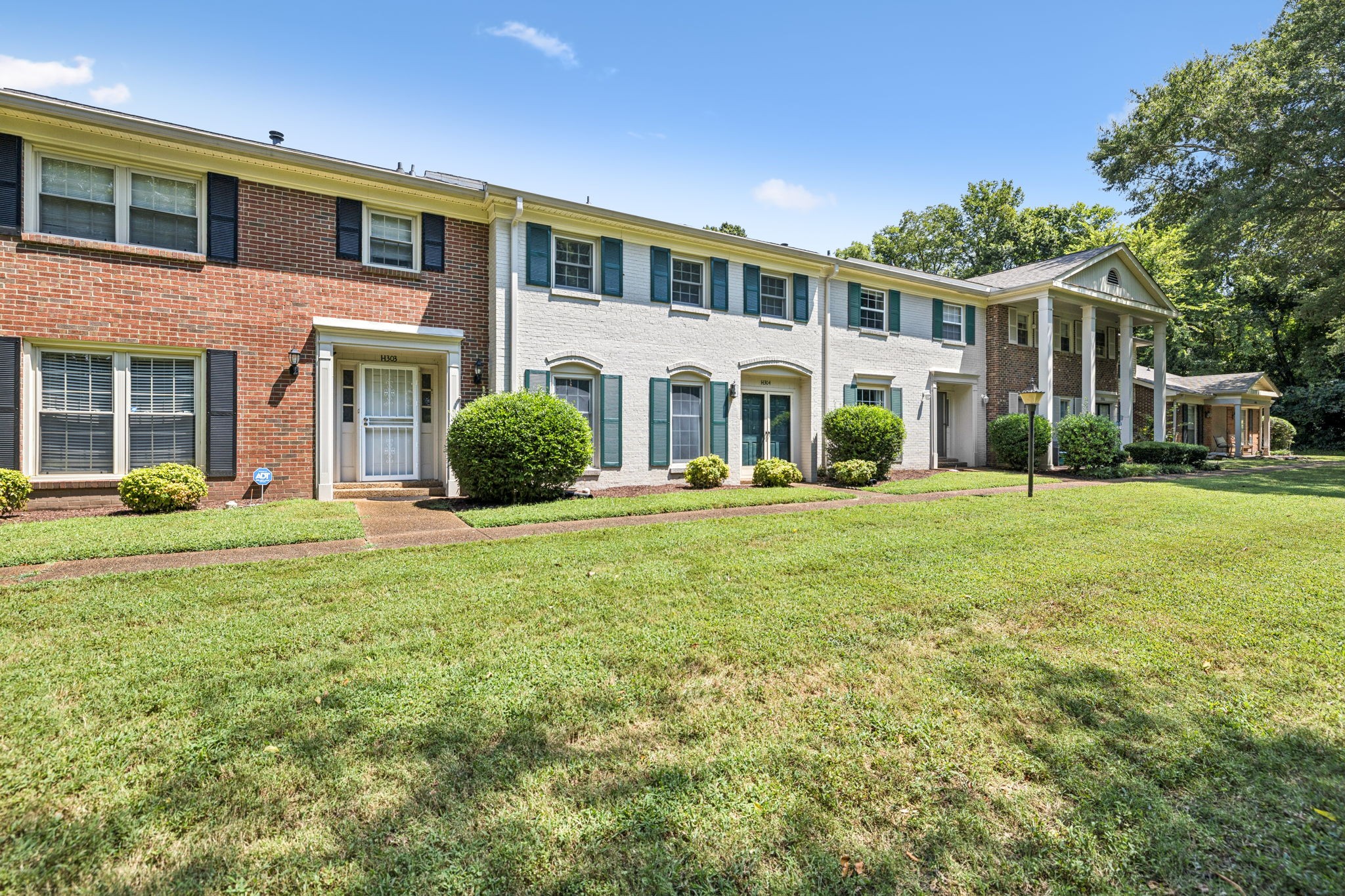8300 Sawyer Brown Rd Apt H304