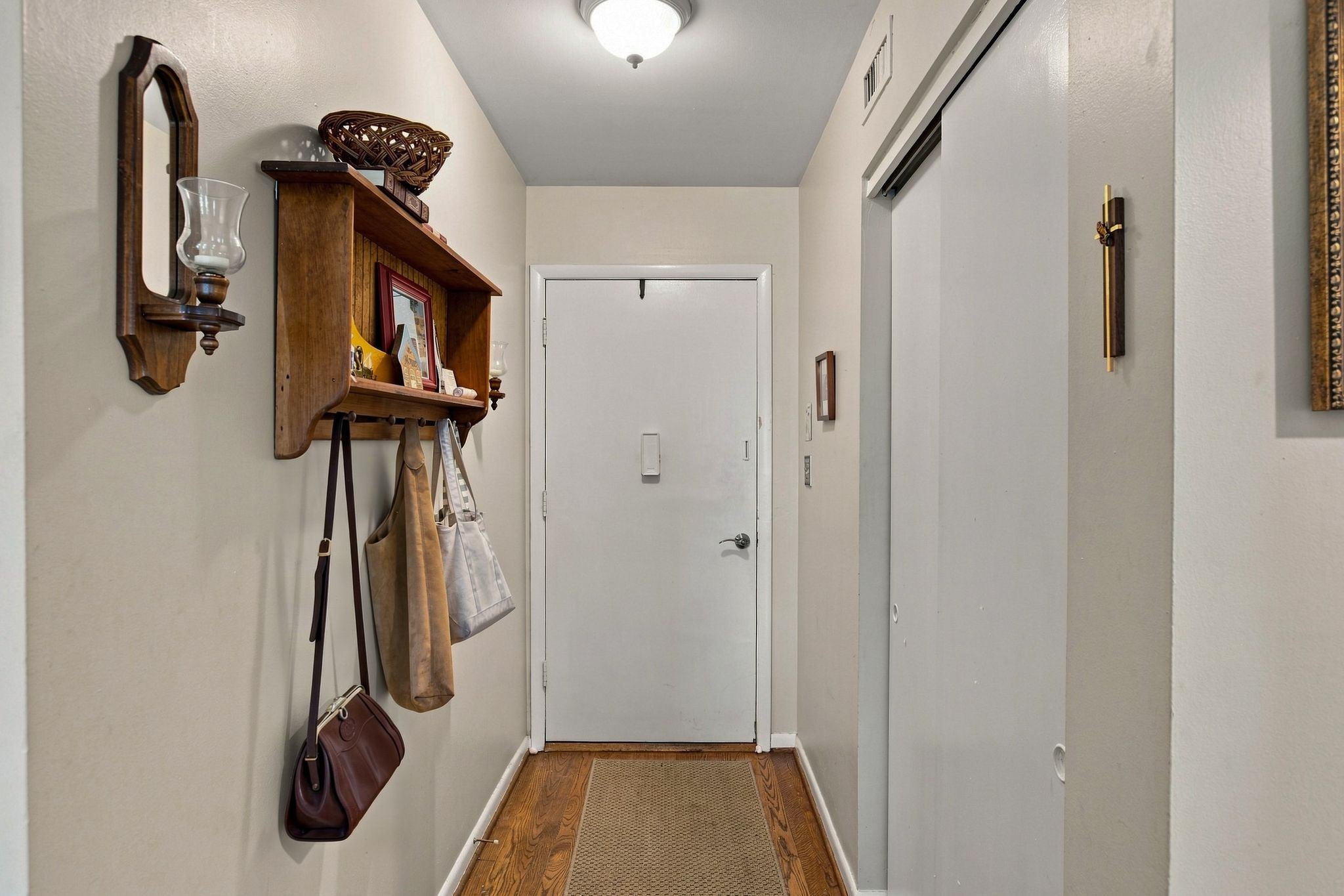 1900 Richard Jones Rd N3