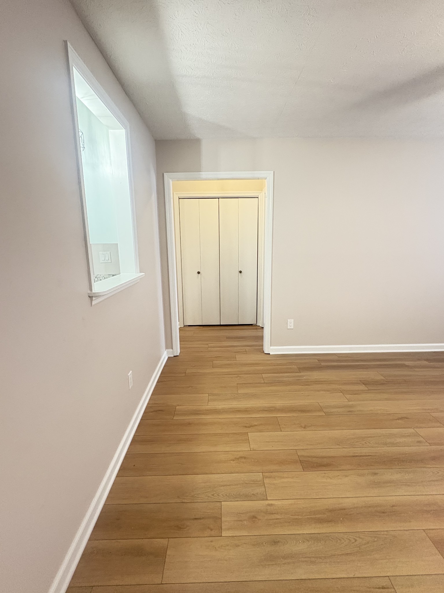 2116 Mockingbird Ln C