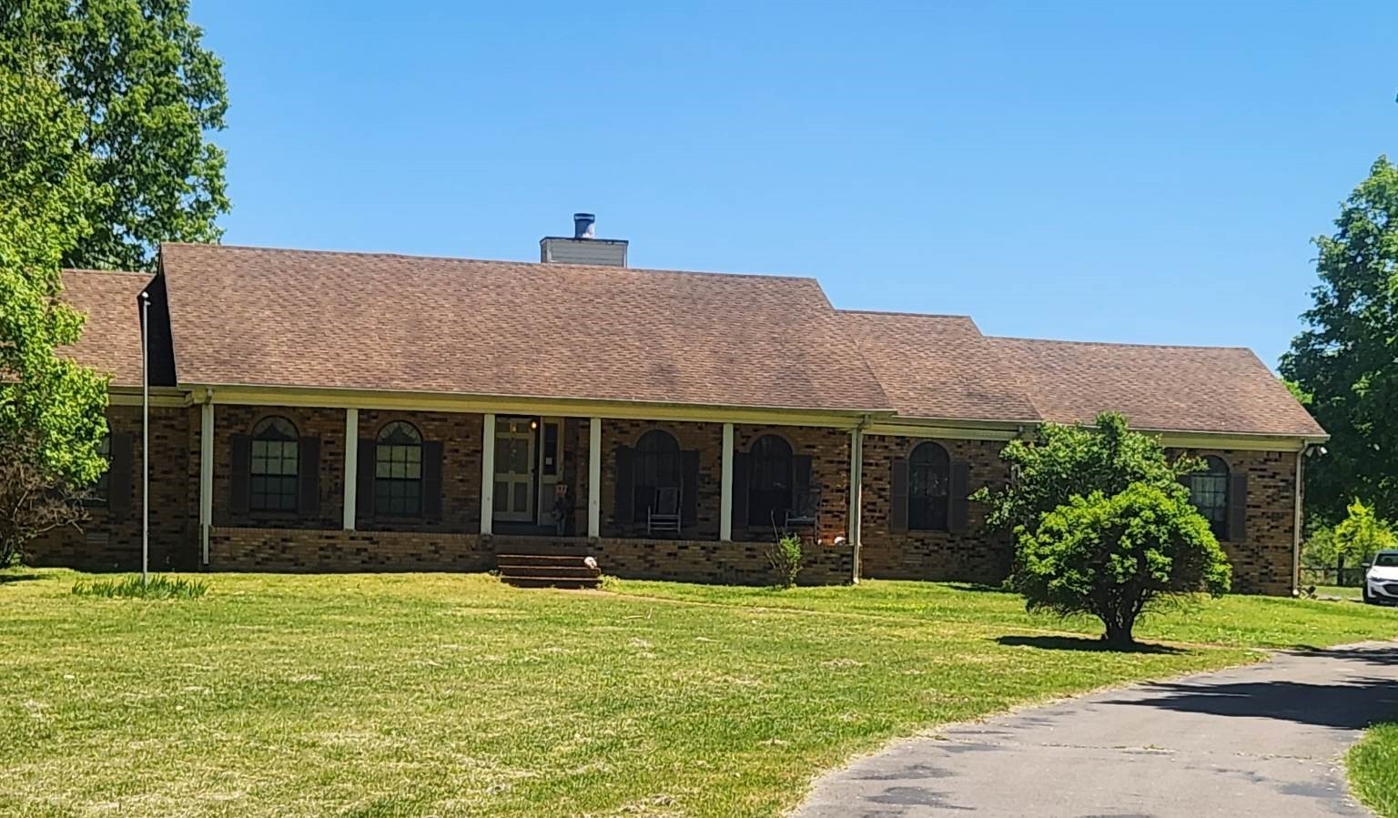 7044 Nolensville Rd