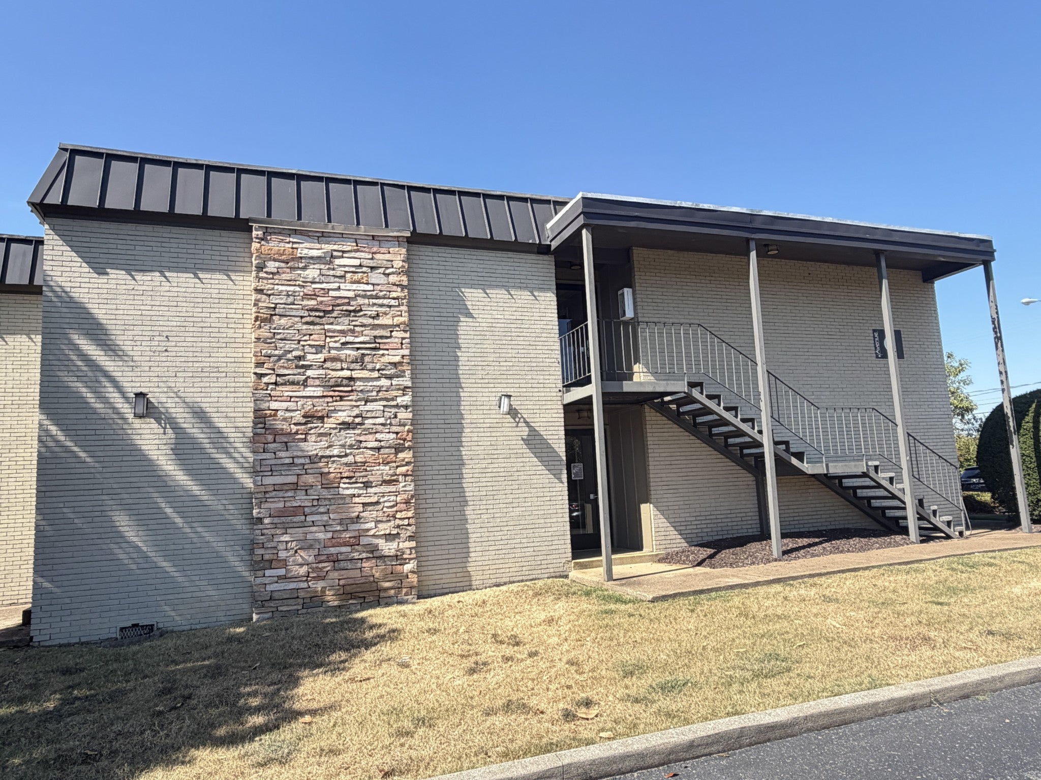 2.0-bed rental at 6680 Charlotte Pike C1