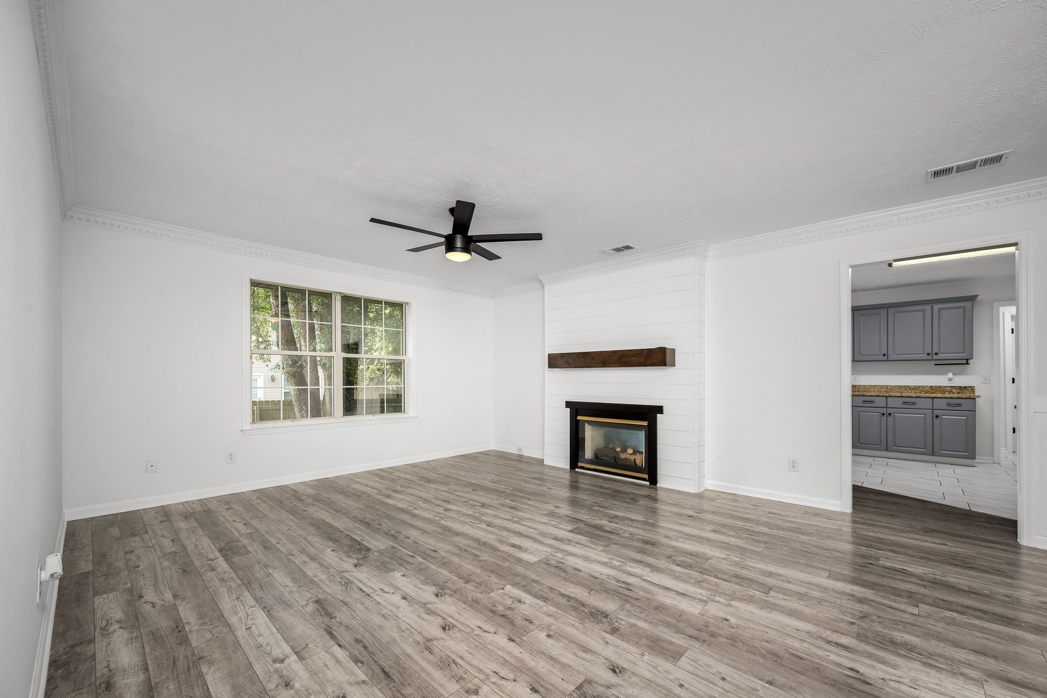 907 Harpeth River Ct