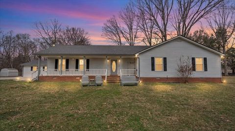 2242 Delay Dr Lascassas TN 37085