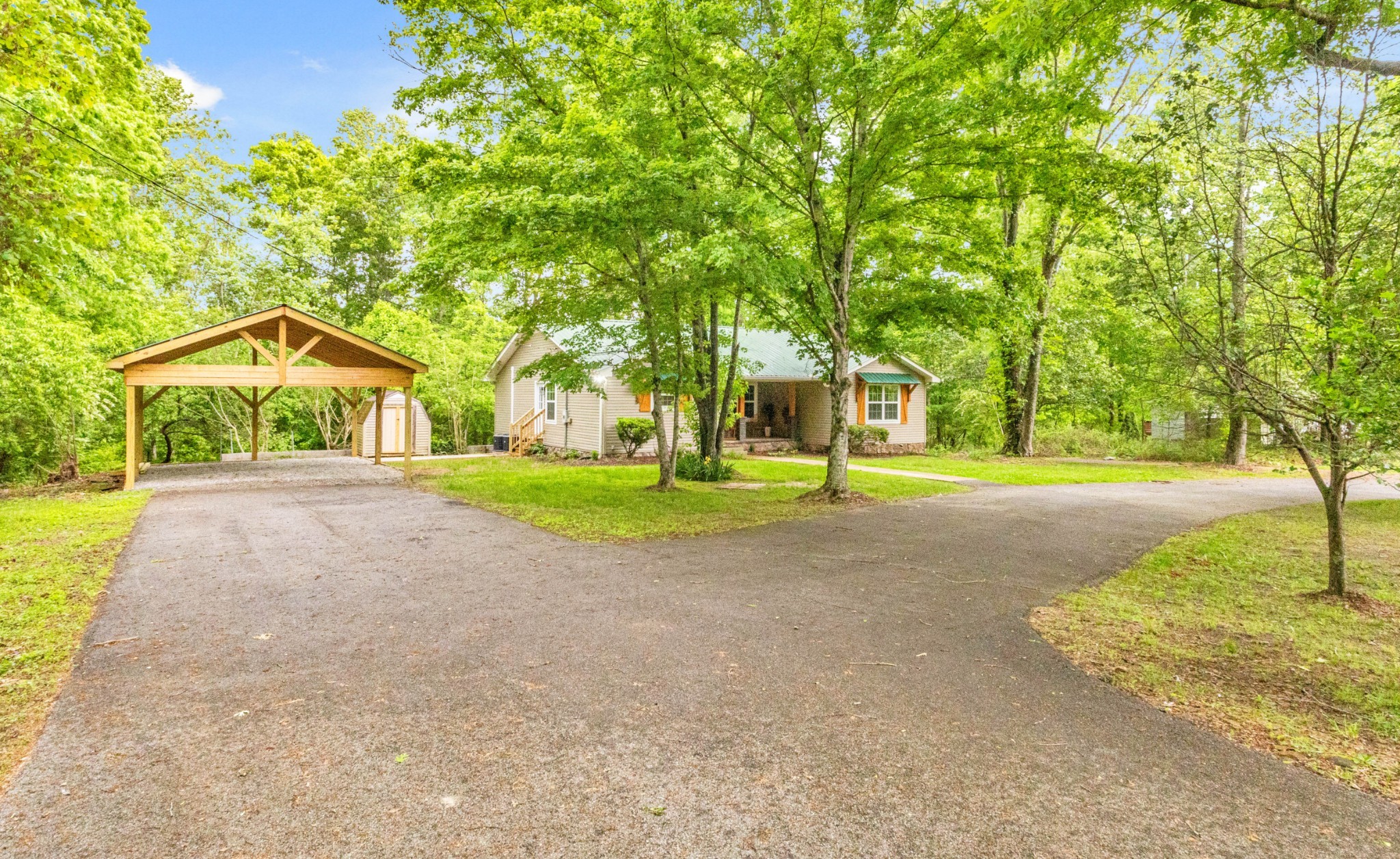1527 White Bluff Rd